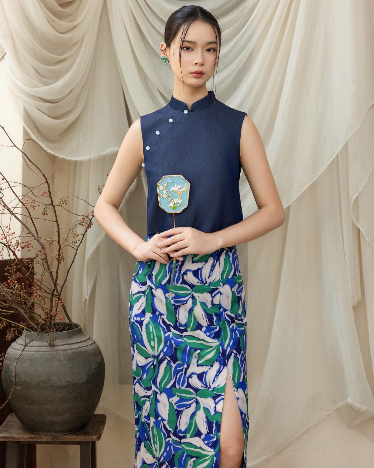 DOTTED LINE | Bonnie Cheongsam Top