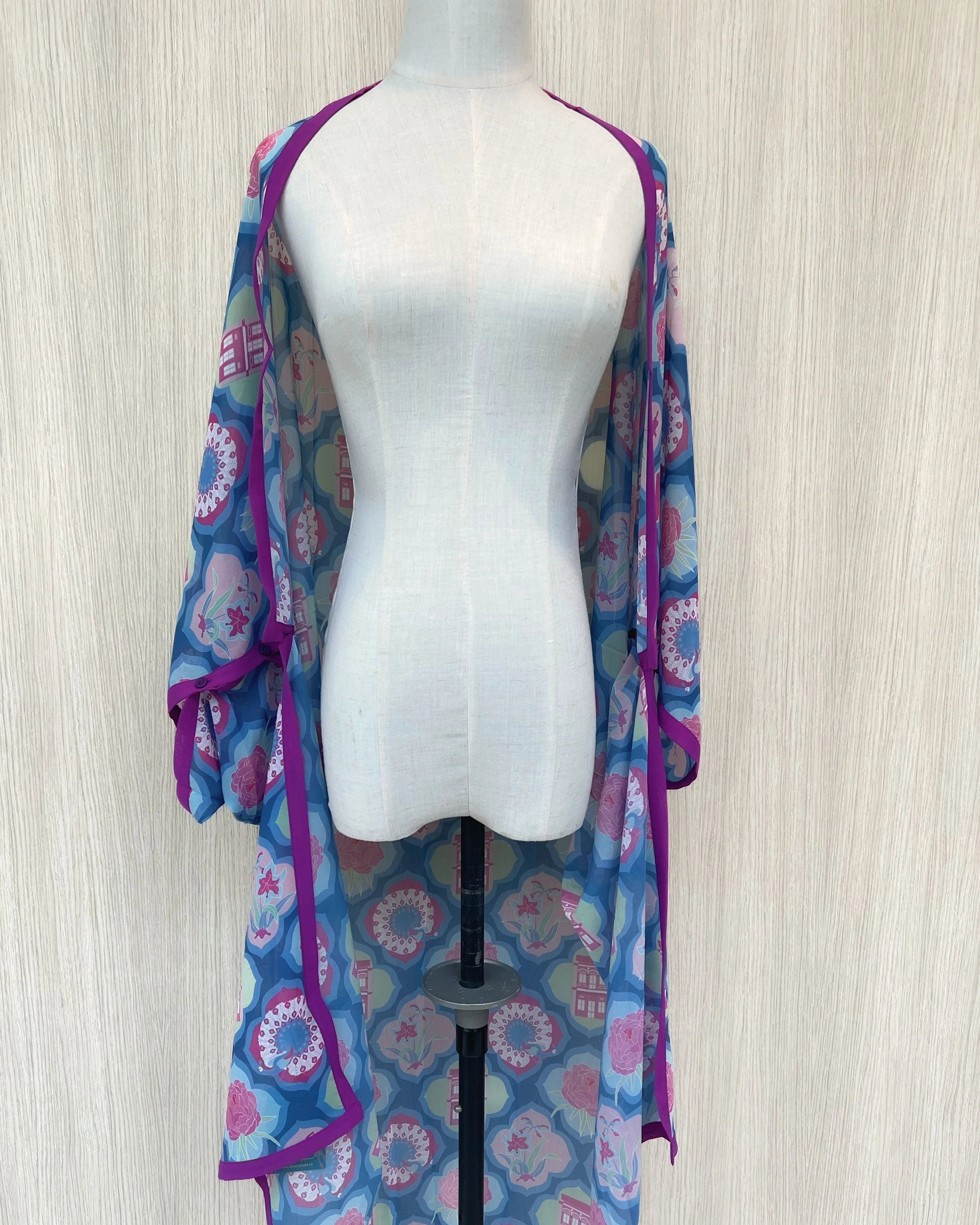 BINARY STYLE | Peranakan Motif - Scardigan Convertible Scarf