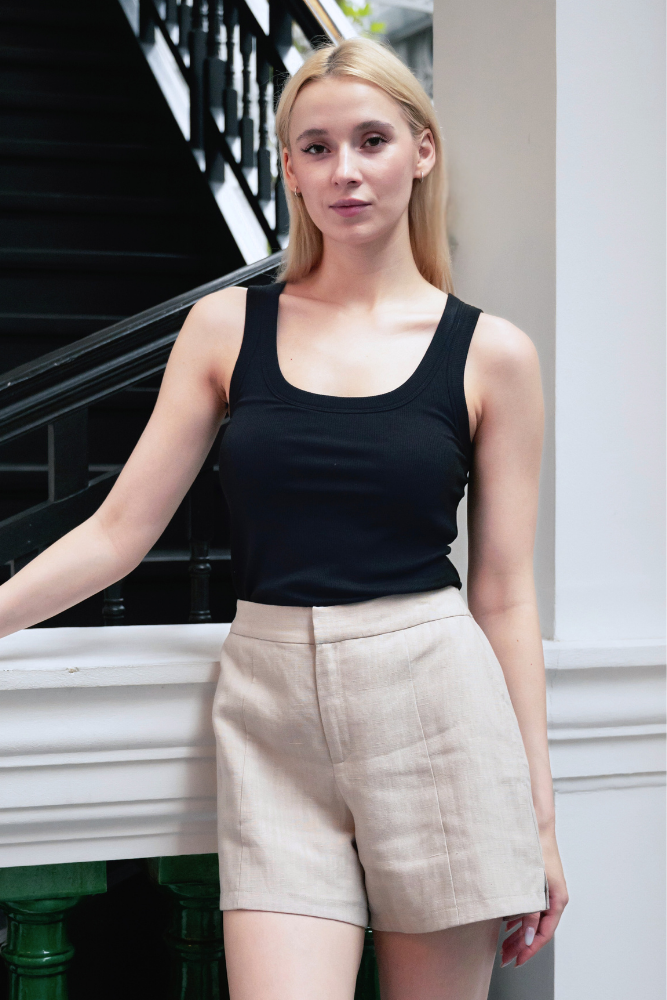 OLIVE BASICS | Joanna Expandable Pocket Shorts in TENCELâ„¢ Linen