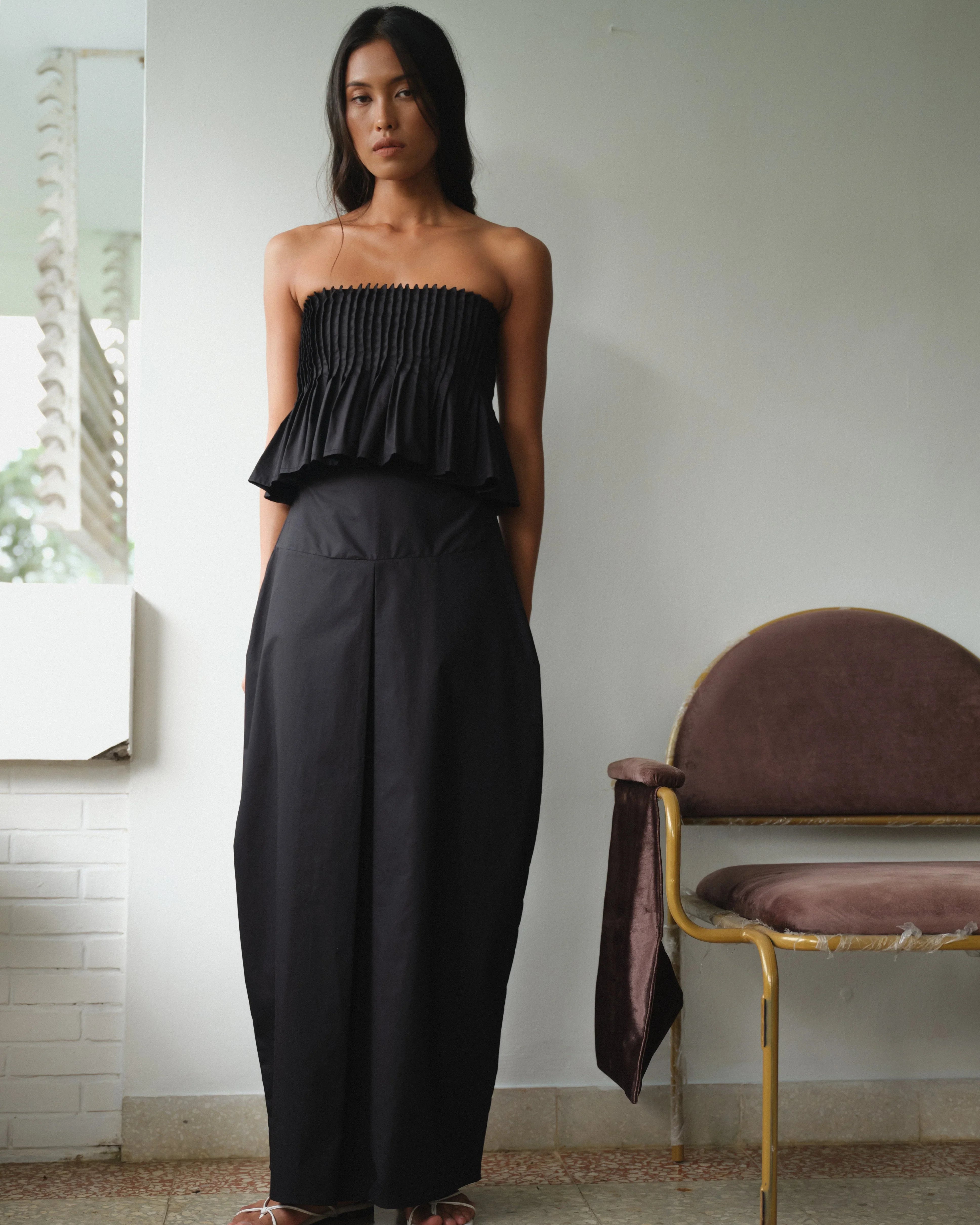 SAYA | ILA - Pleated Tube Top