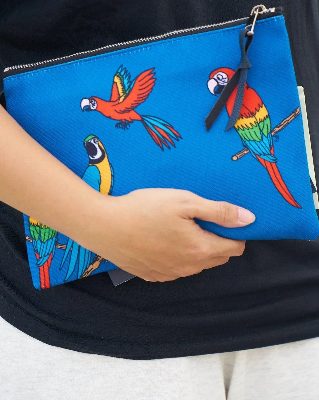 THE ANIMAL PROJECT | Pouch