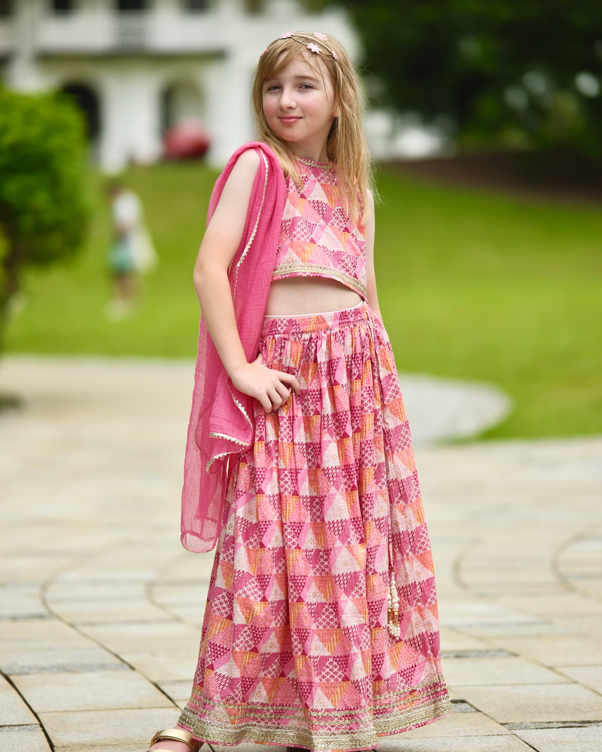 NIMBU | Mehak Pink Girls Sleeveless Sequinned Lehenga Set With Dupatta In Cotton