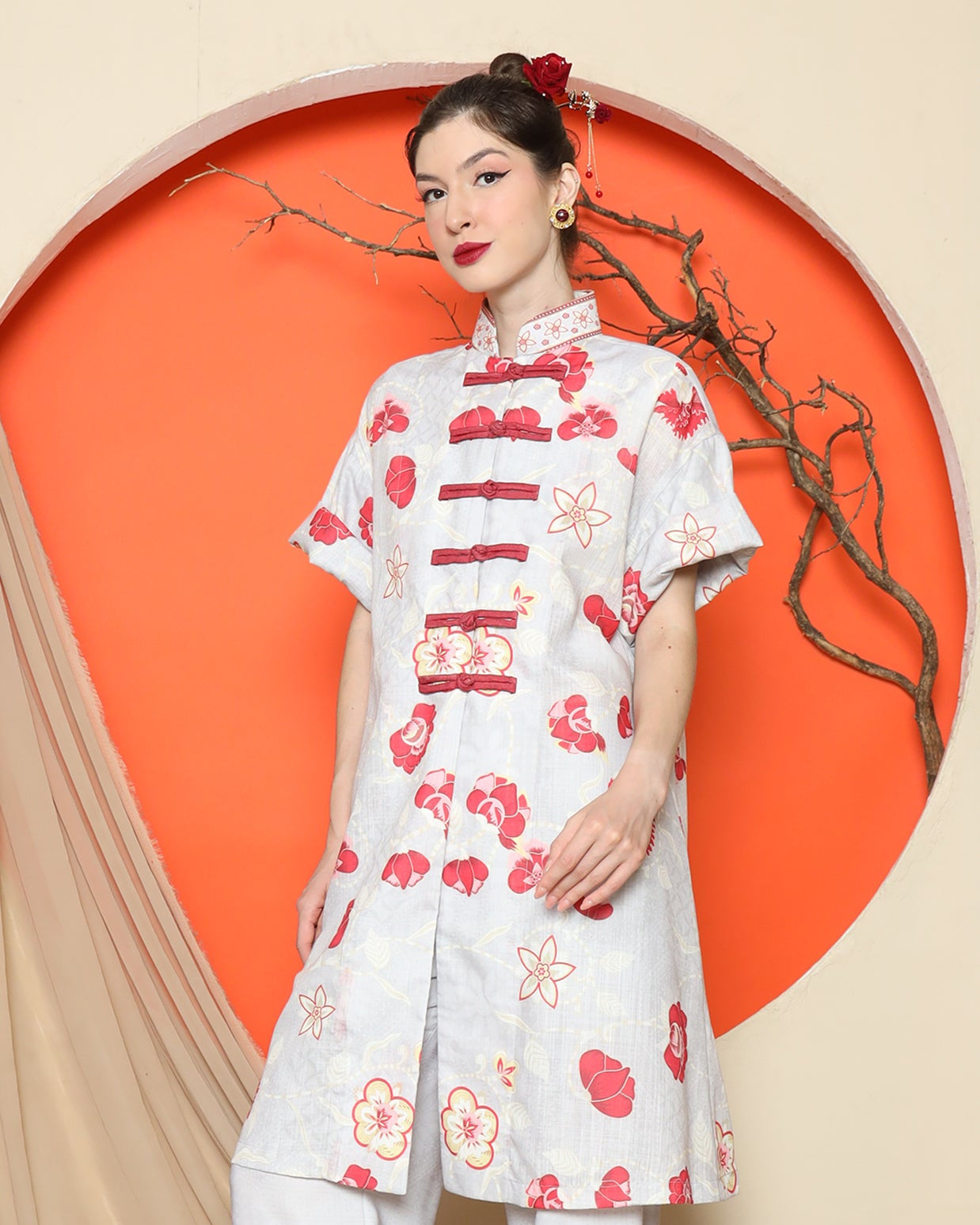 KANZI COLLECTION | Grey Floral Cheongsam Pant Set