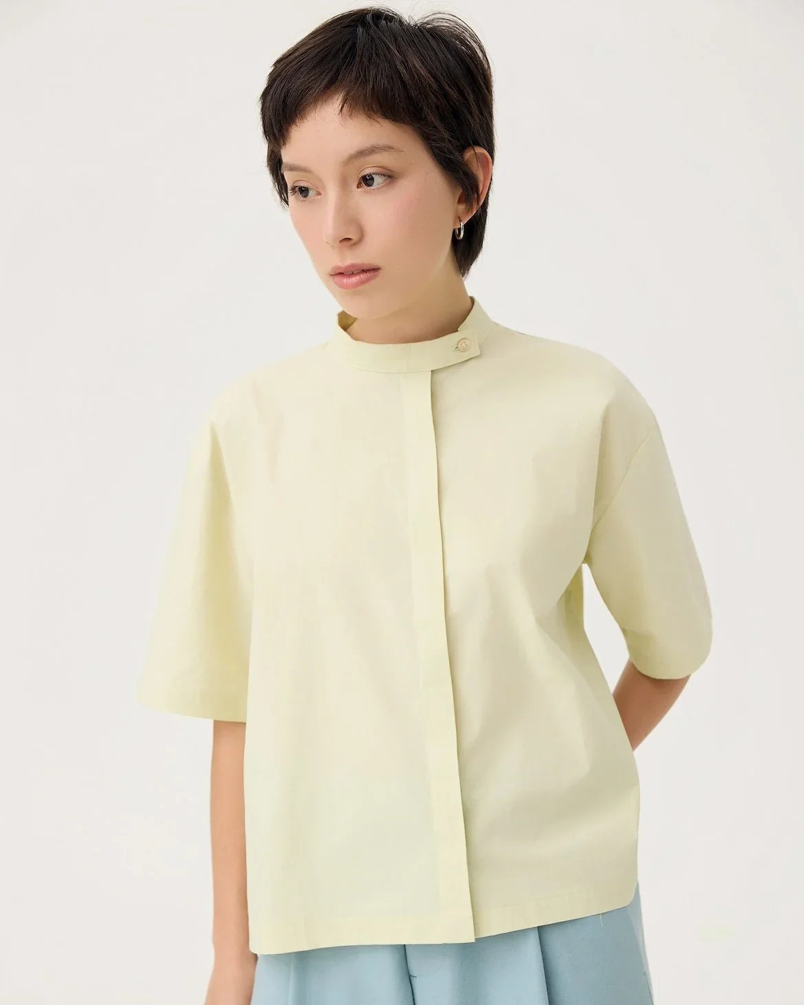 3EIGHTH | UTSURO Crop Shirt in Pandan Green