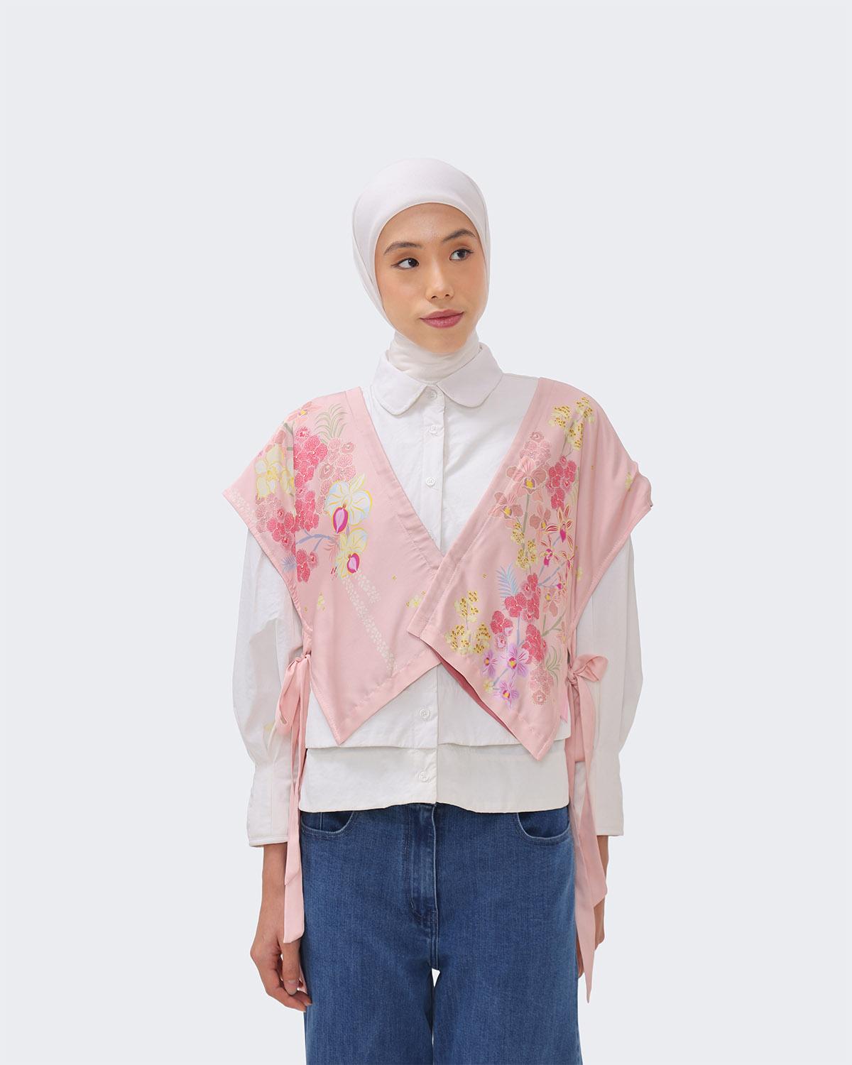 RIA MIRANDA | Robertson Outer
