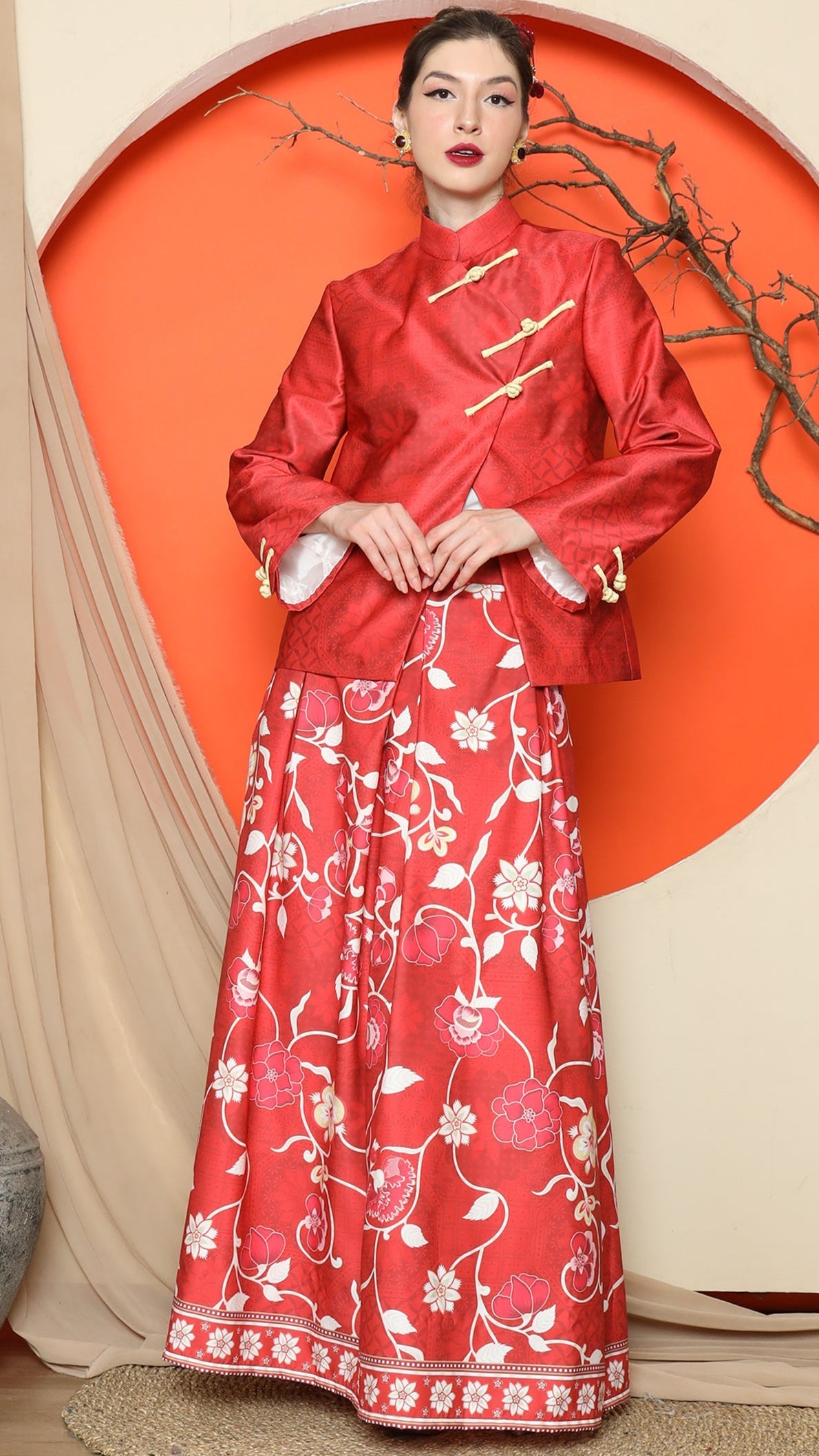 KANZI COLLECTION | Red Floral Jacquard Jacket With Skirt Set