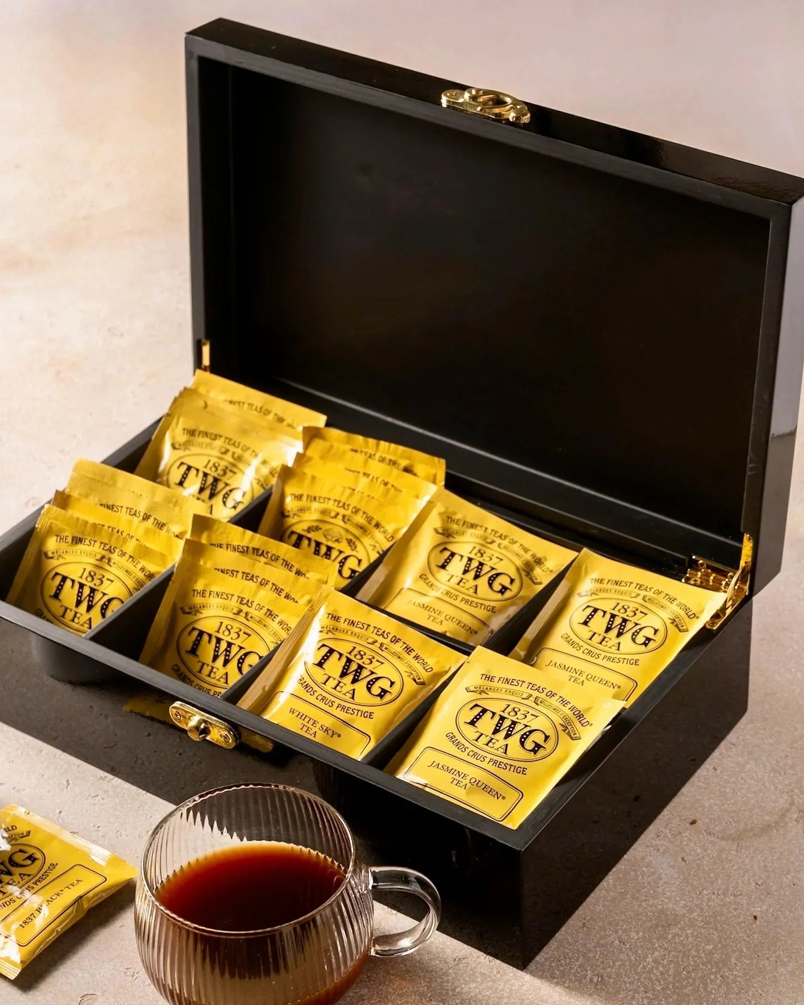 PHOTO PHACTORY | Eternal Elegance Black Teabag Box