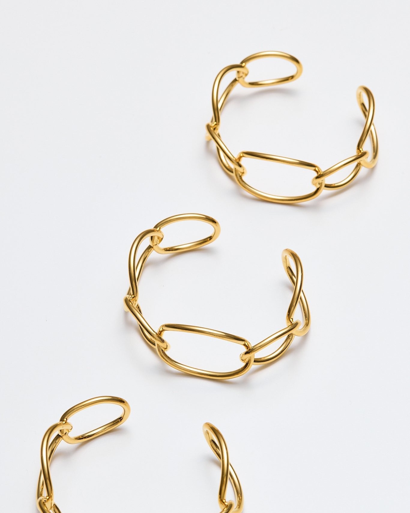 LARA & ELA | Arc Bangle