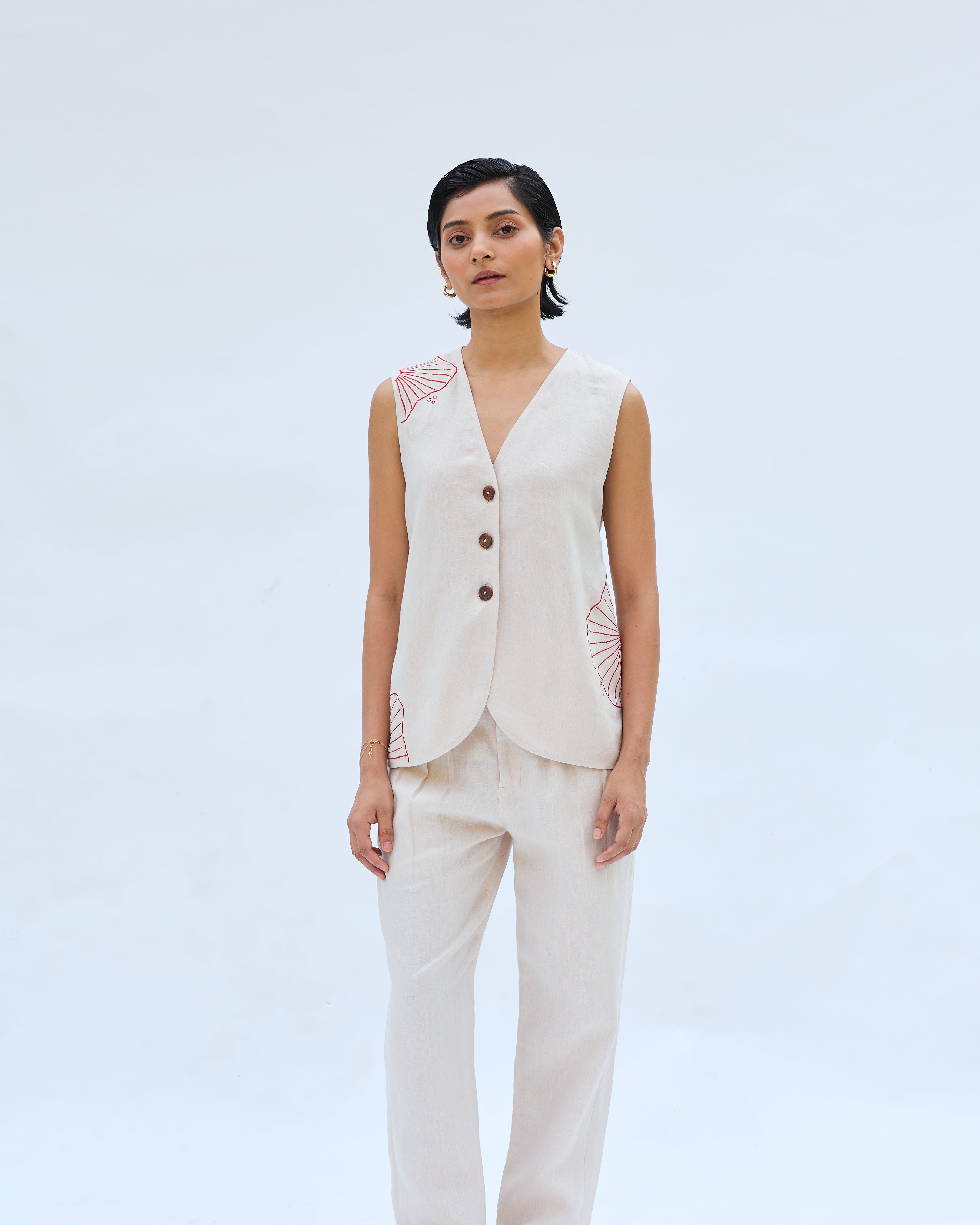 SUI | The Misty Linen Waist Coat