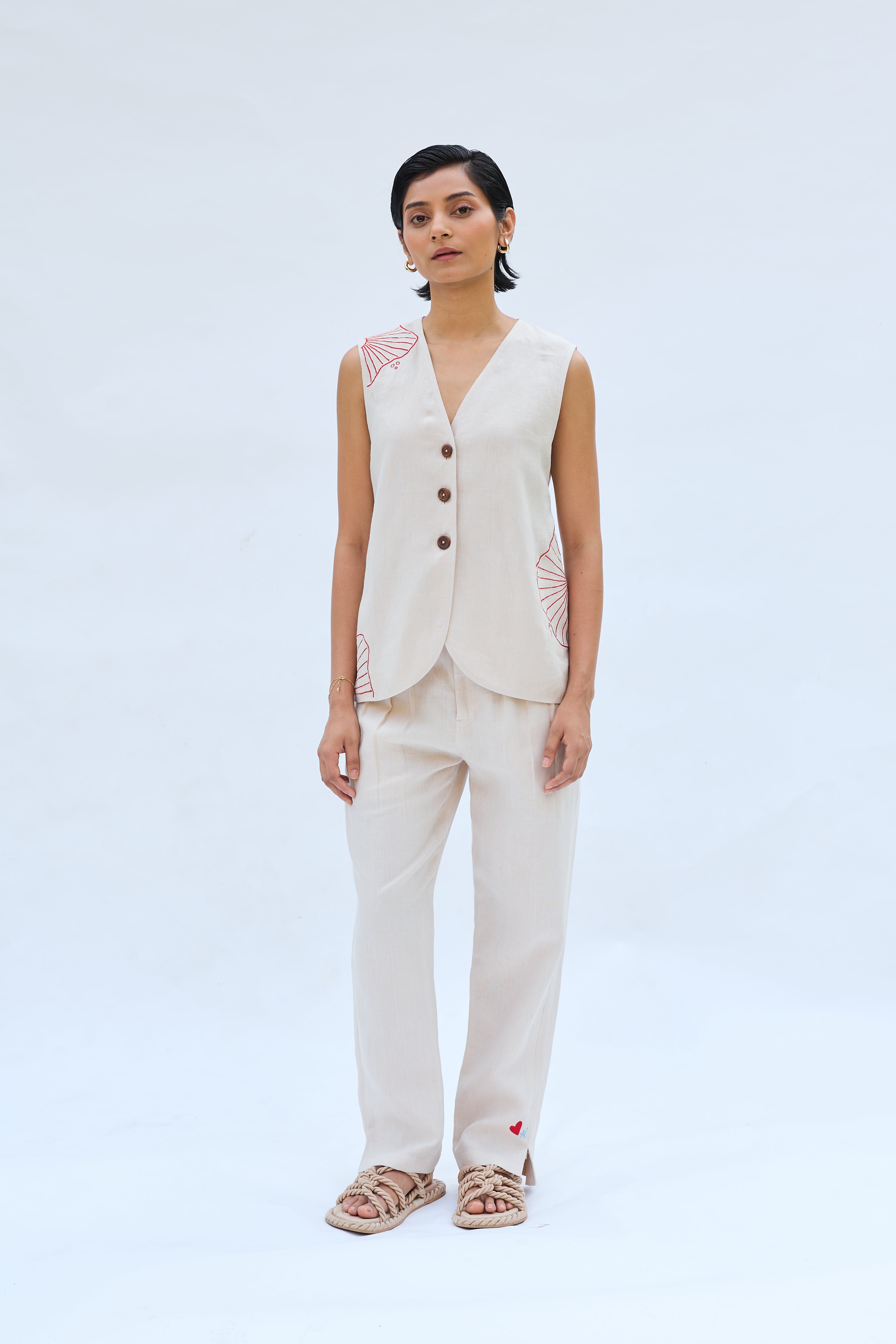 SUI | The Misty Linen Waist Coat