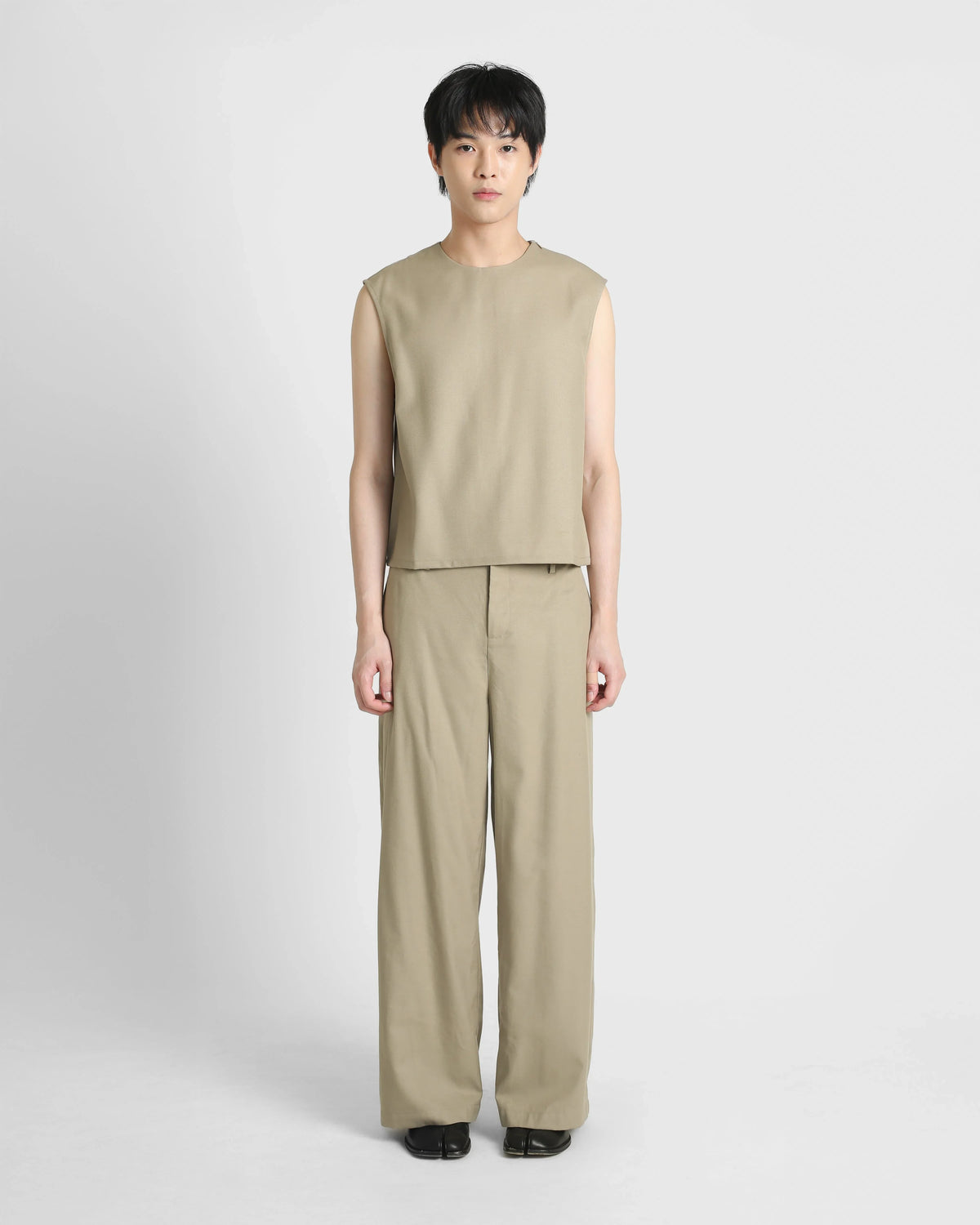 RYMH STUDIO | Sleeveless Top 002