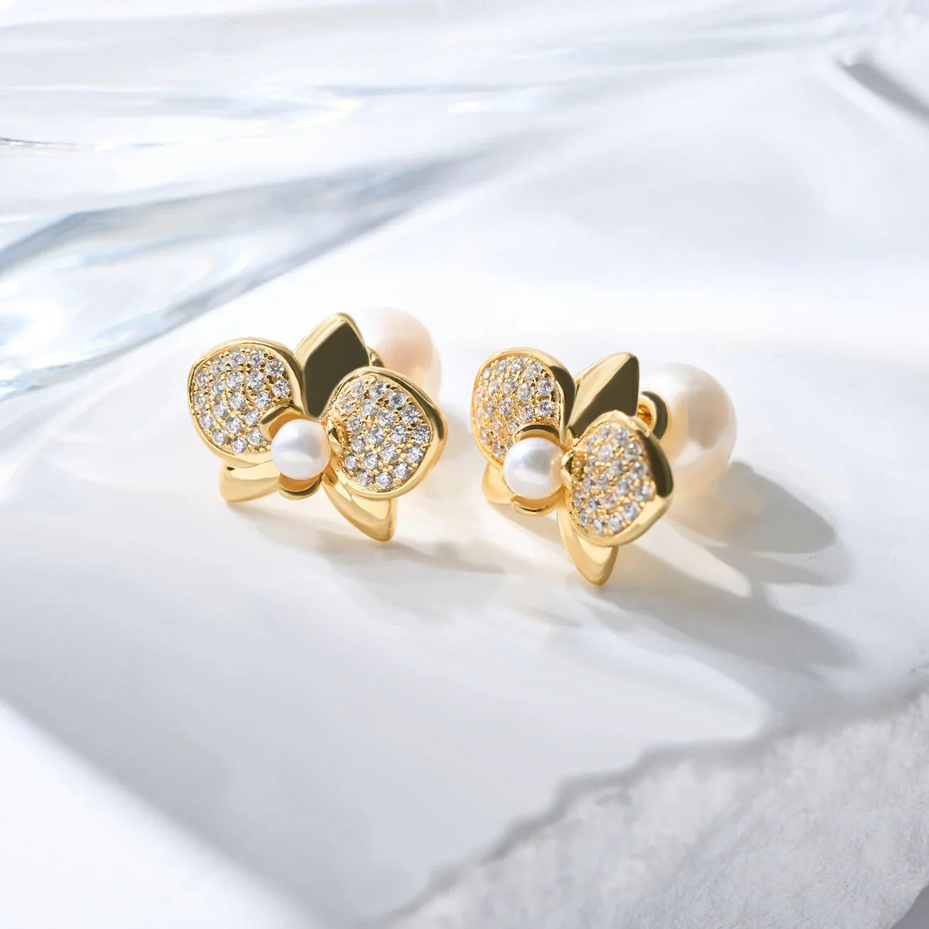 PEARLY LUSTRE | Top Grade Freshwater Pearl Earrings WE00851 | ORCHID