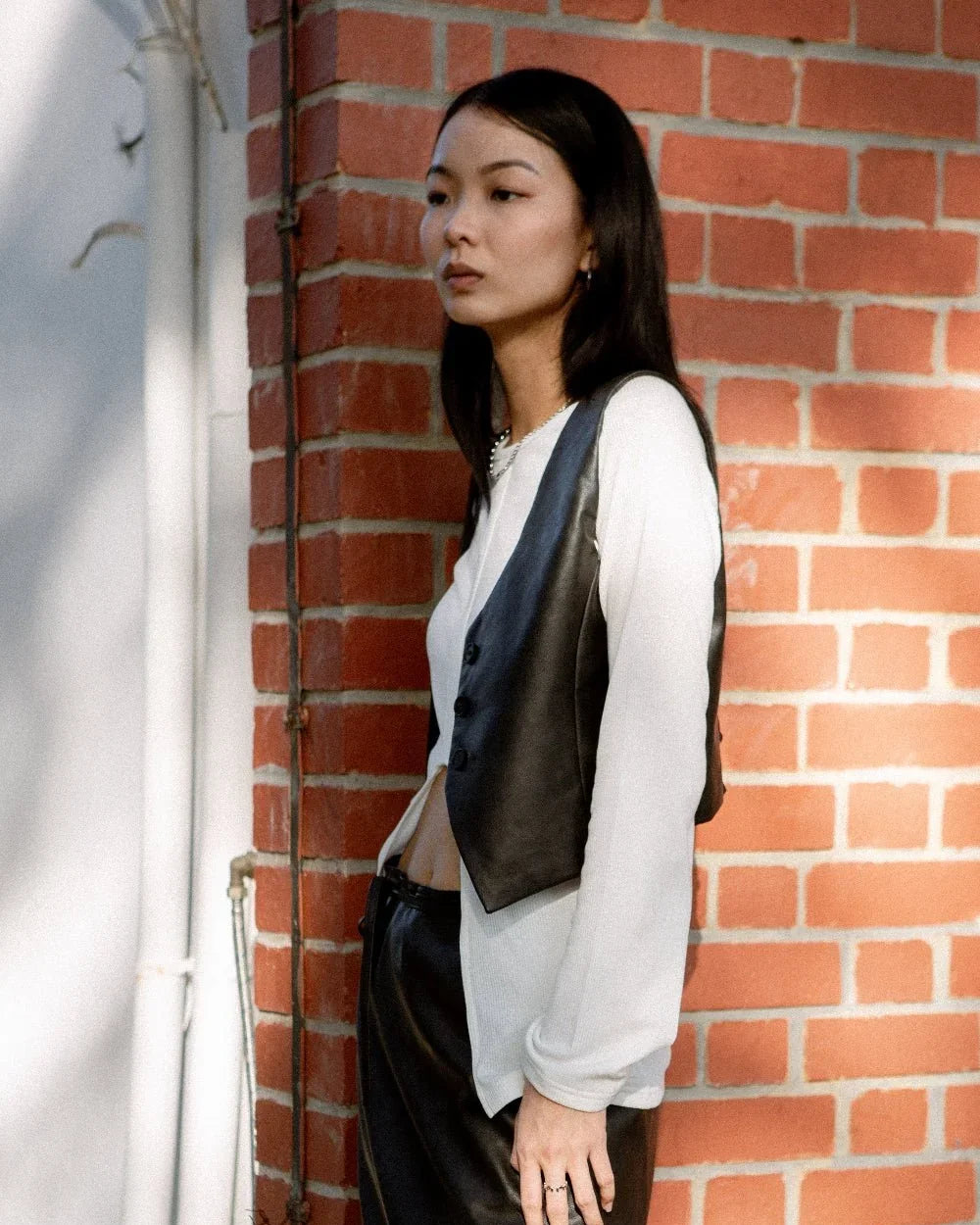 SAERO COLLECTIVE | Hae Structured Vest | Black