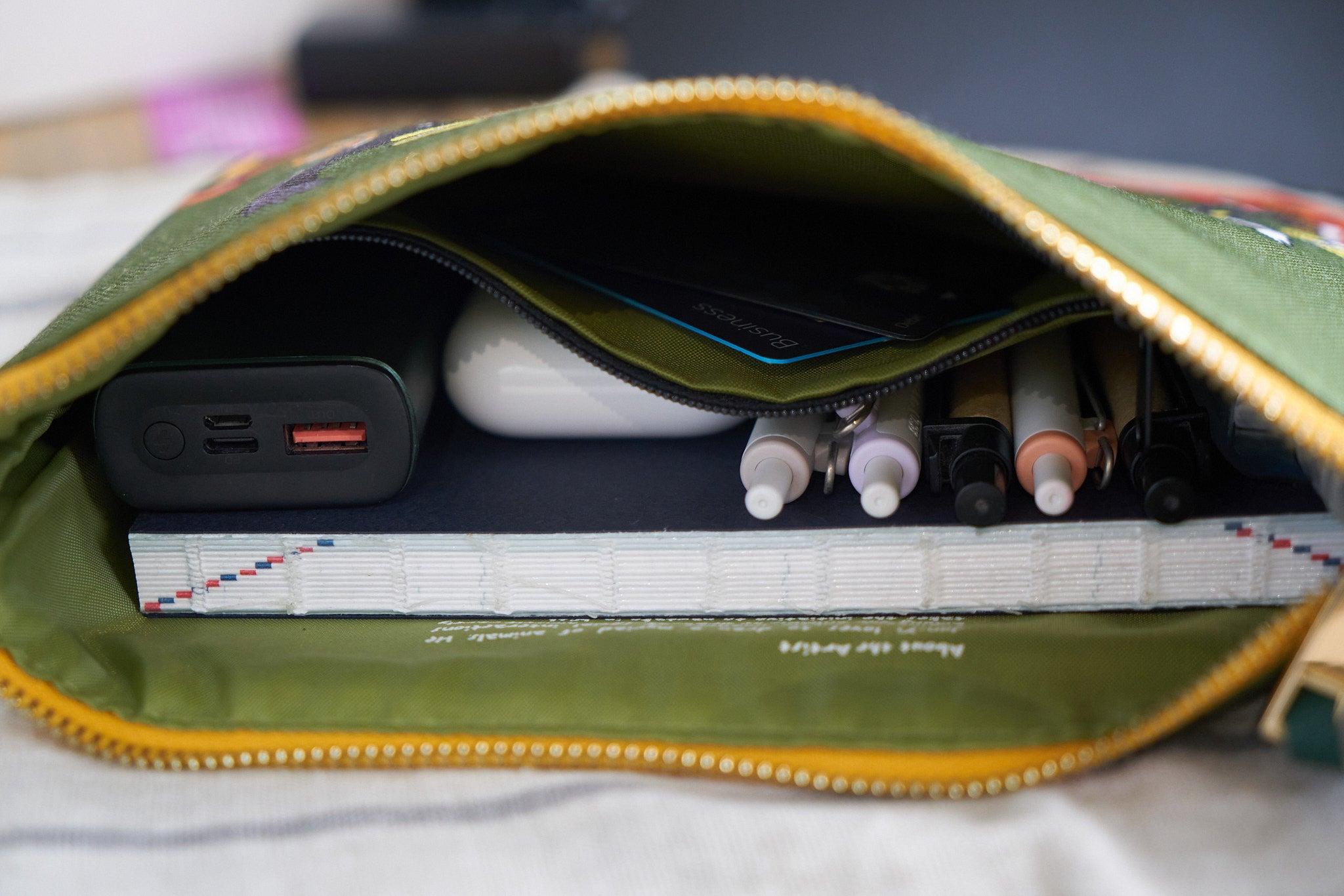 THE ANIMAL PROJECT | Pouch