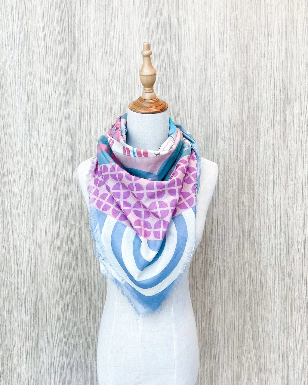 BINARY STYLE | Hip Tiong Bahru 115x115cm Square Scarf