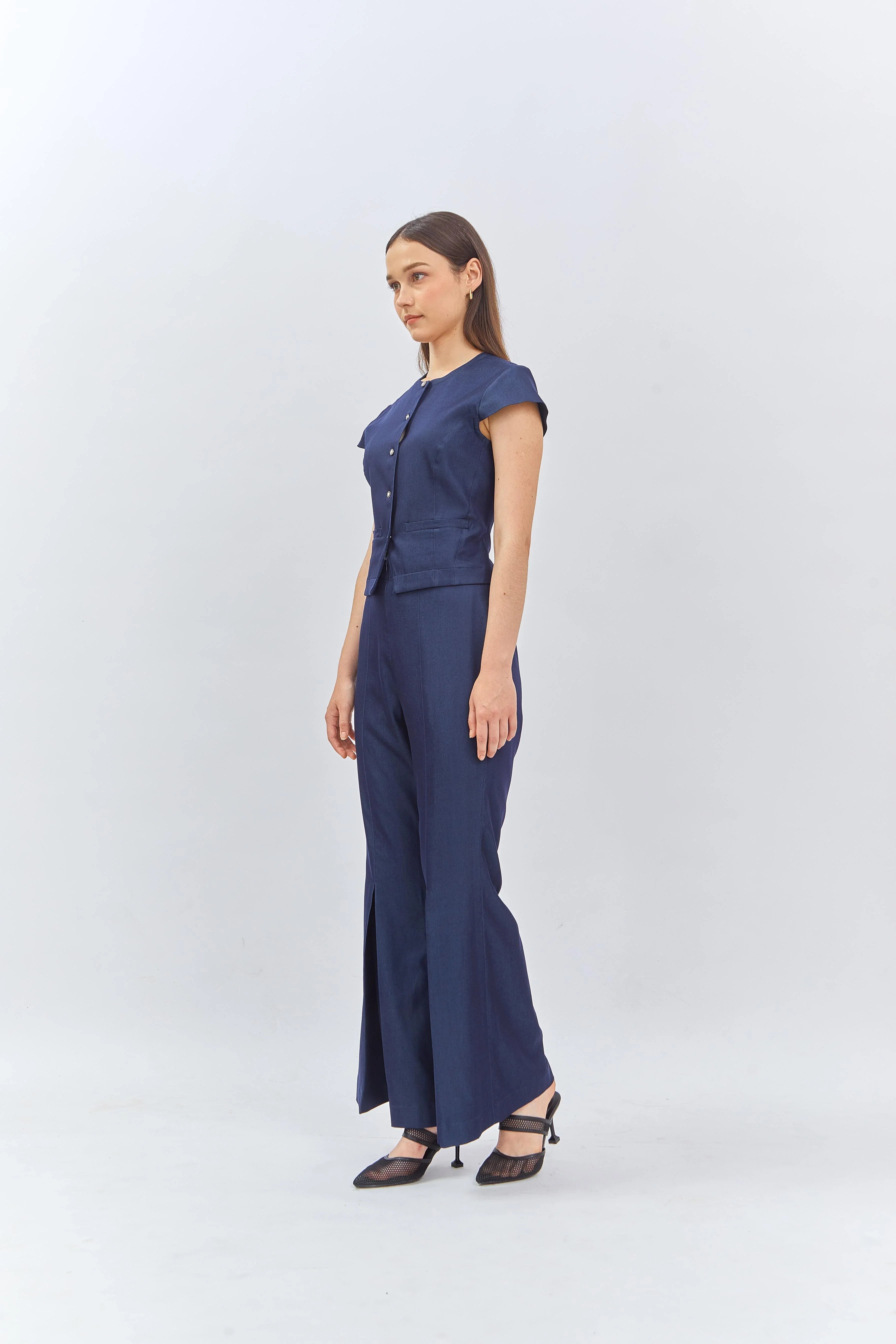 CAELI ECO LUXE | Tailored Button Top
