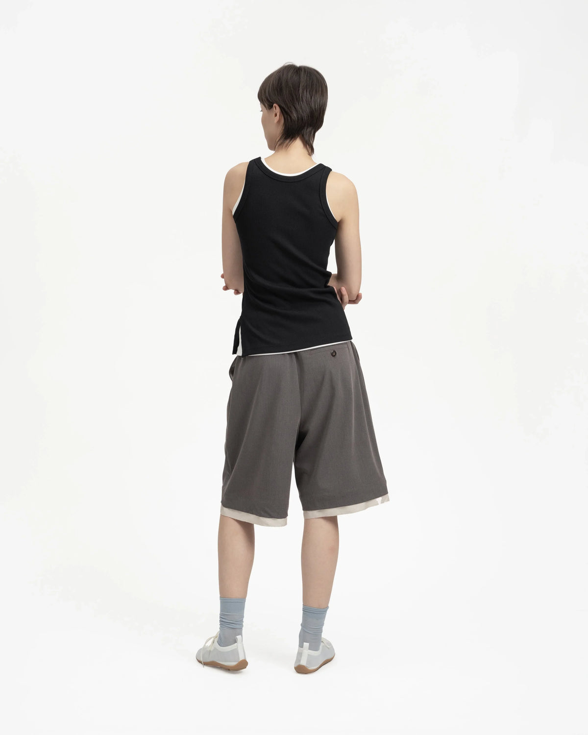 GRAYE | Vent Rib Tank Black