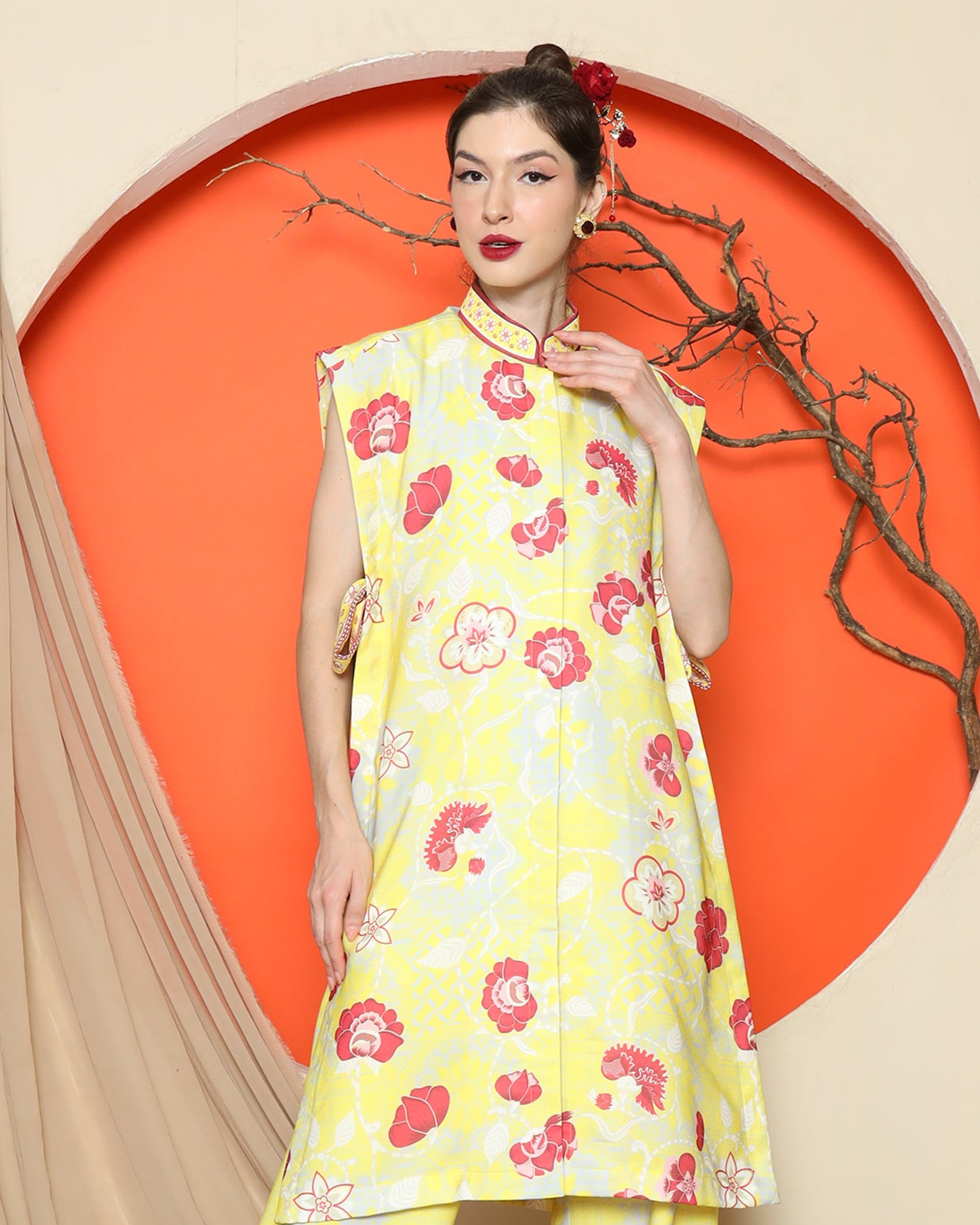 KANZI COLLECTION | Yellow Vest Kimono Jacquard Floral Pant Set