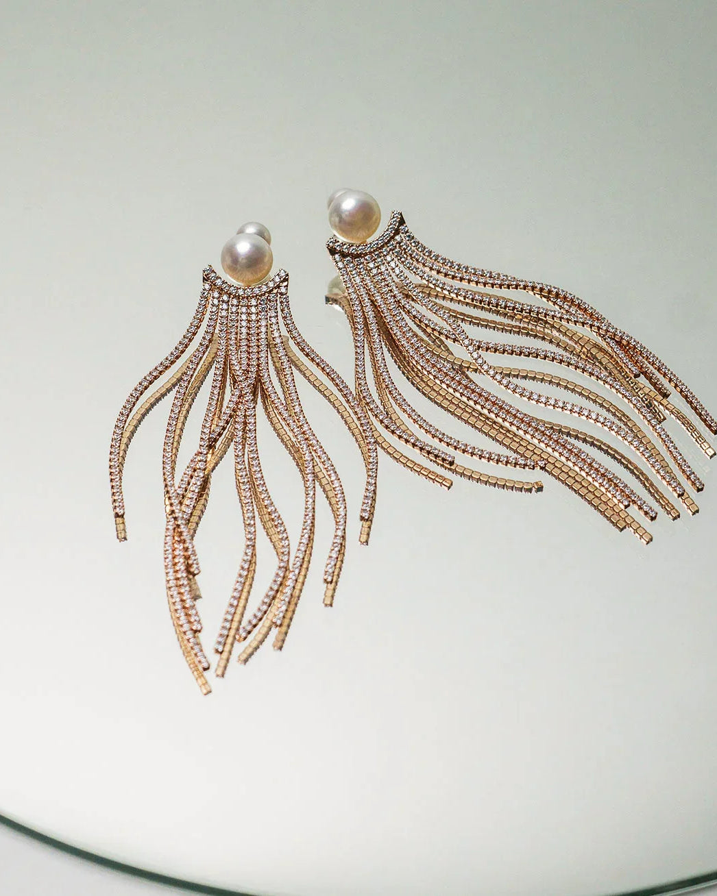 PEARLY LUSTRE | Asian Civilisations Museum Freshwater Pearl Earrings WE00229 | ACM Collection
