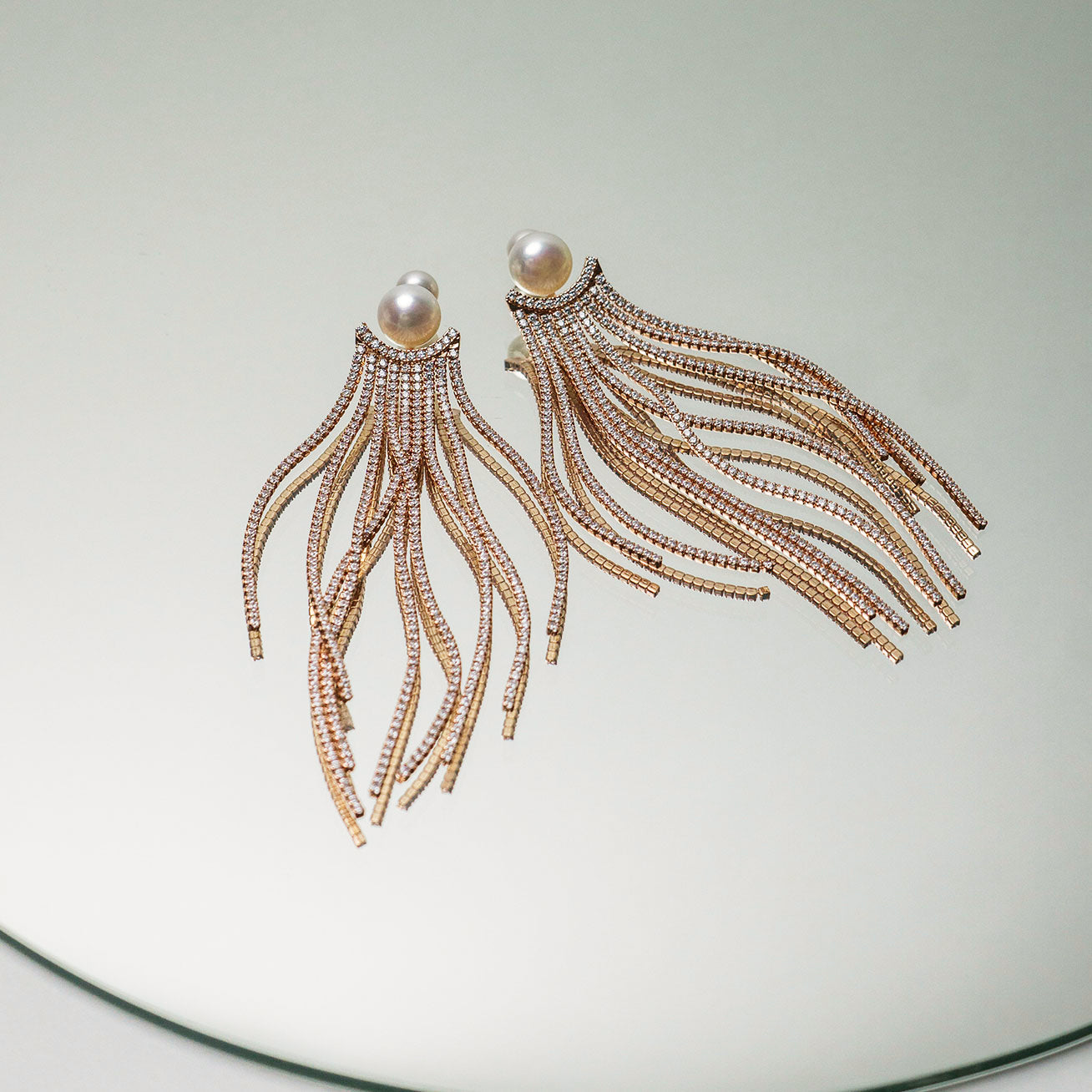 PEARLY LUSTRE | Asian Civilisations Museum Freshwater Pearl Earrings WE00229 | ACM Collection