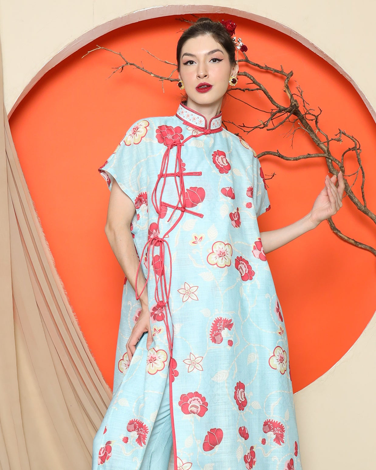 KANZI COLLECTION | Blue Oriental Floral Cheongsam Pant Set