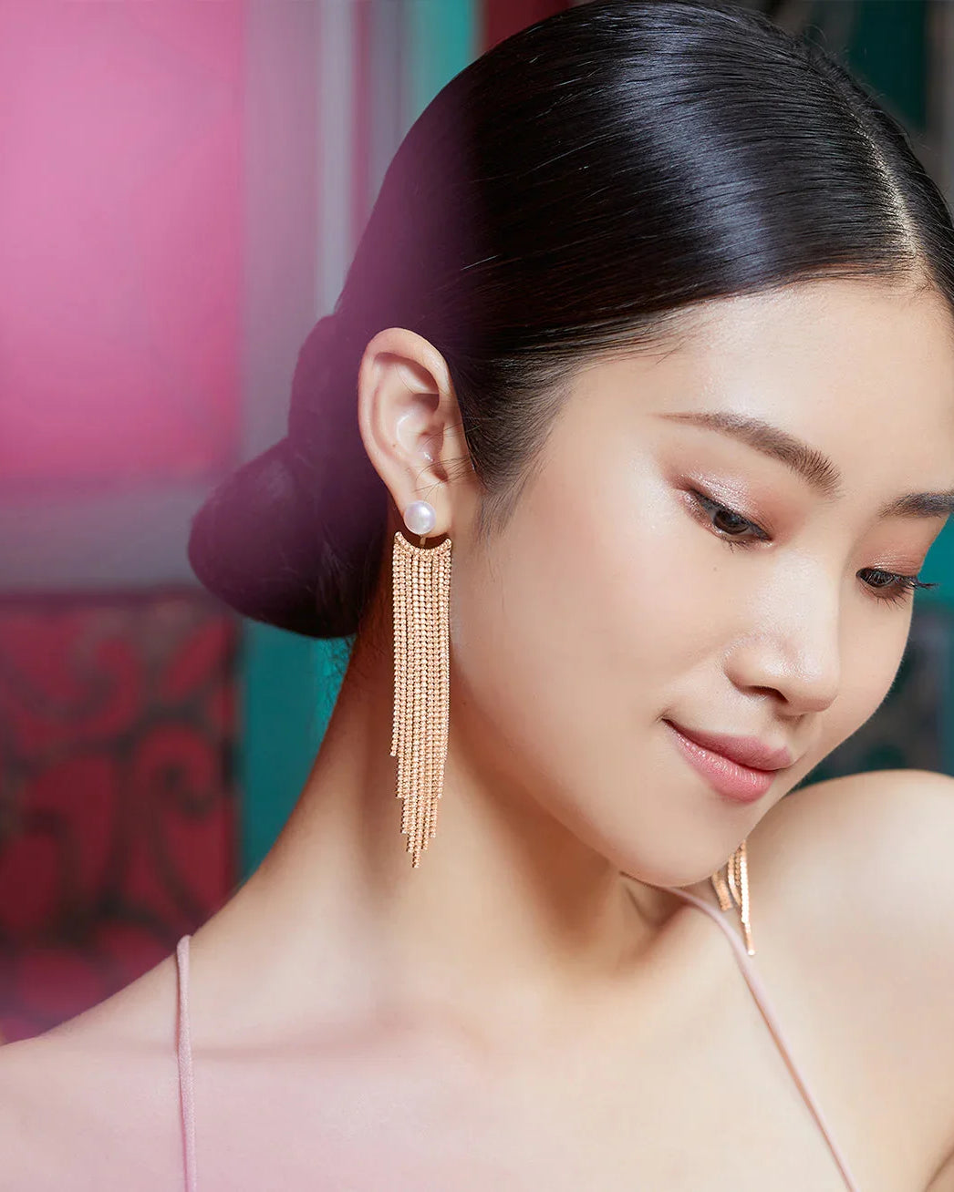 PEARLY LUSTRE | Asian Civilisations Museum Freshwater Pearl Earrings WE00229 | ACM Collection