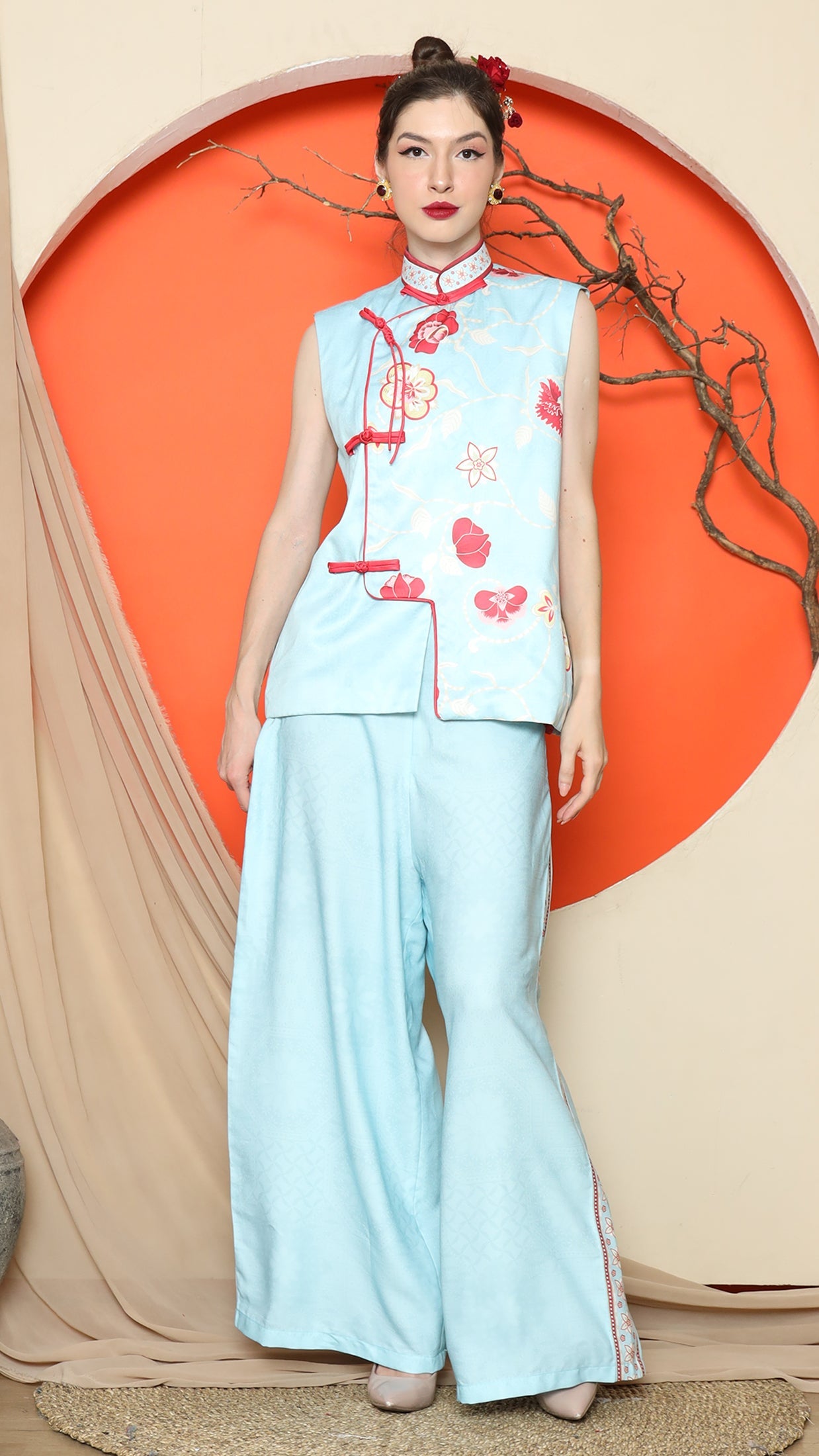 KANZI COLLECTION | Blue Cheongsam Floral Vest With Pant Set