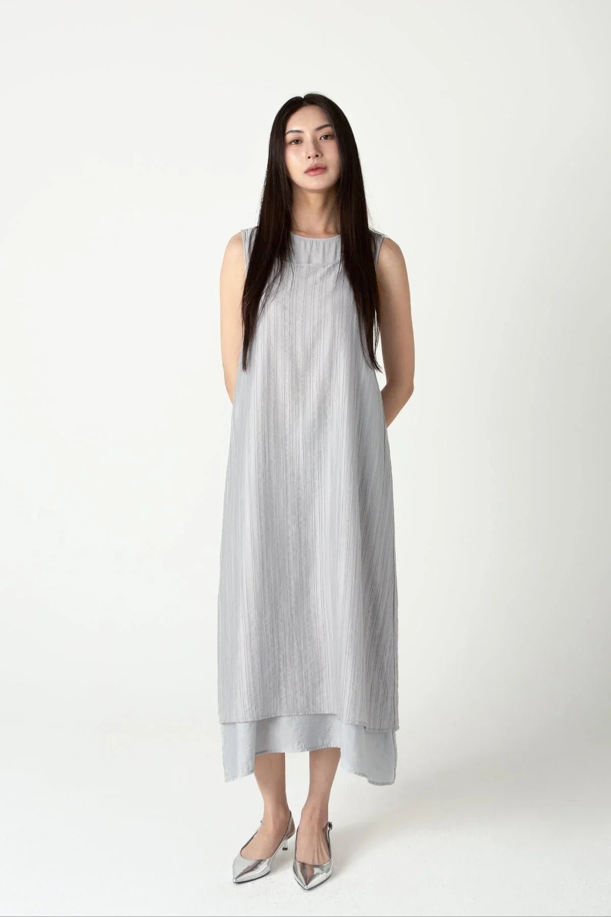 SAERO COLLECTIVE | Mok Textured Dress | Light Grey