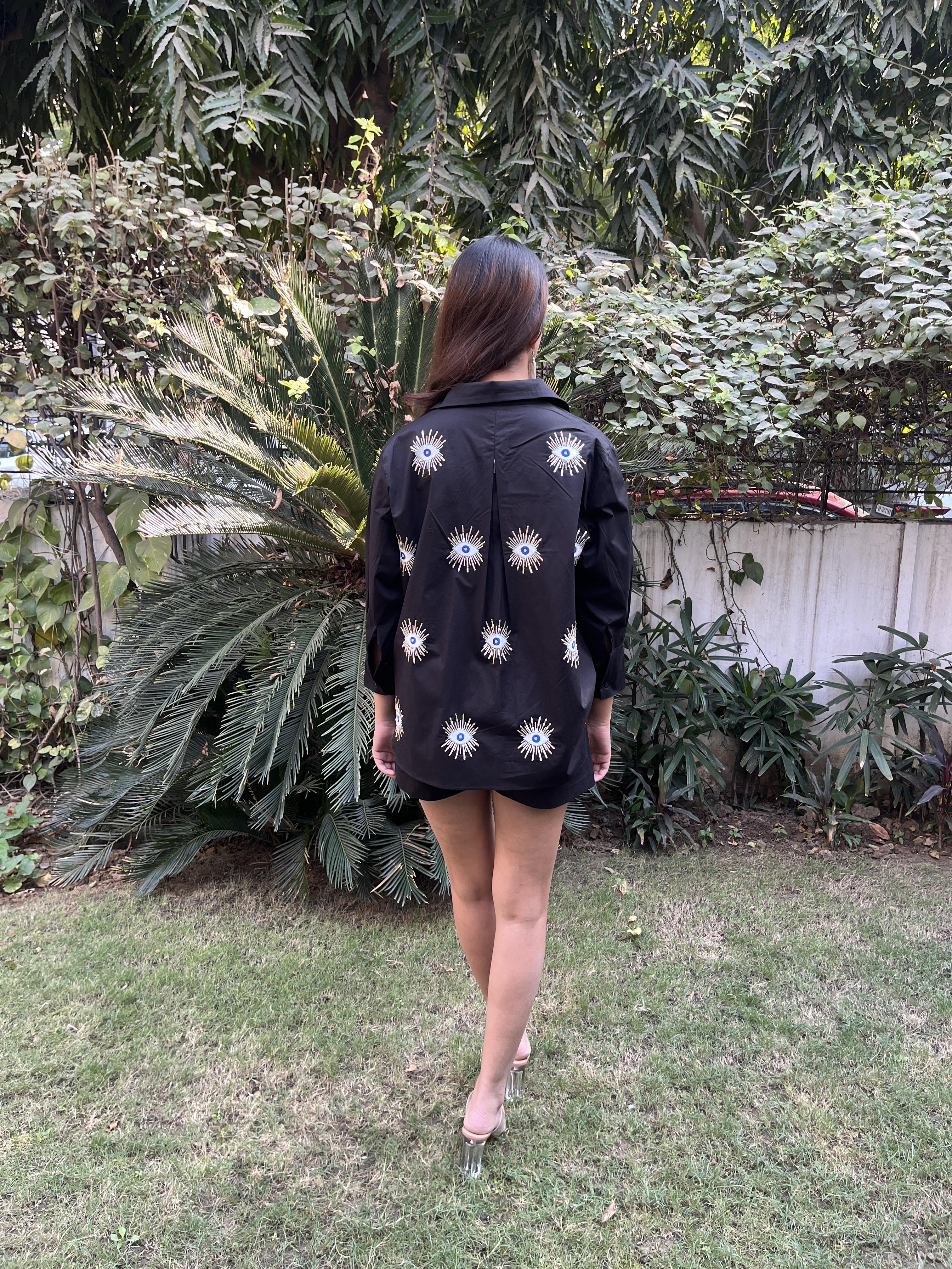 DIVAS CLOSET | Evil Eye Shirt Black