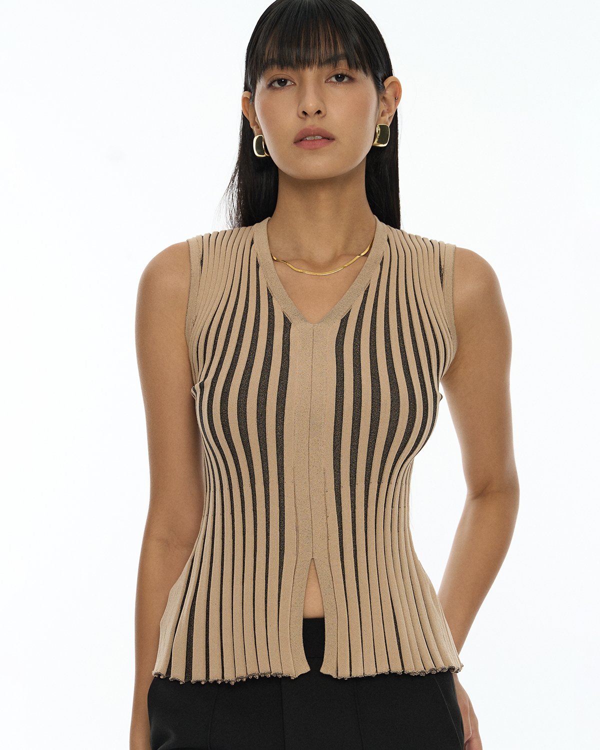 DRESSINGPAULA | Sleeveless Ribbed Knit Top