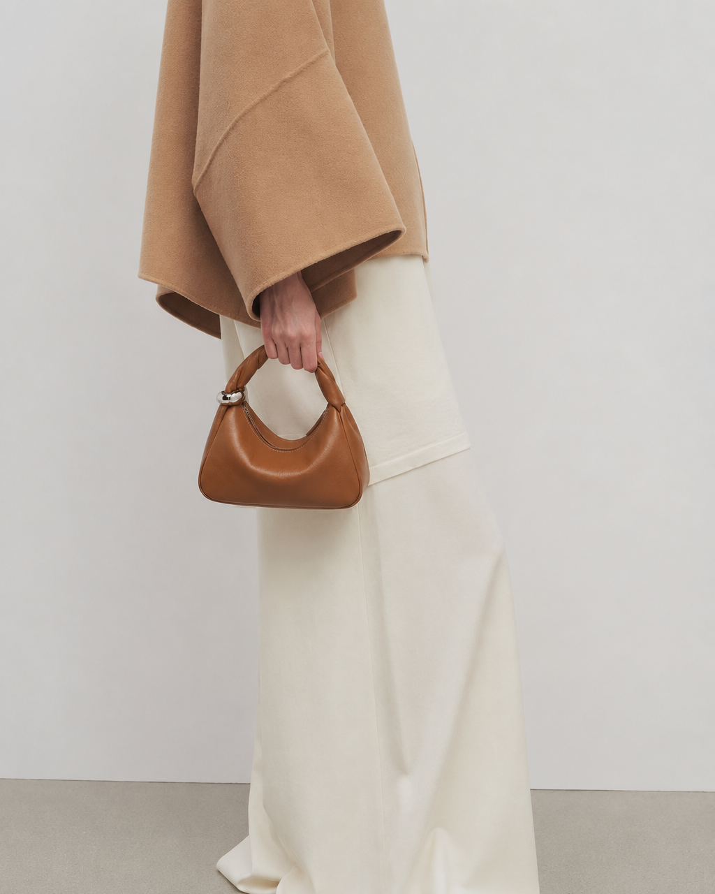 WU HAUS | Orbit Lightweight Tan Leather Sculptural Bag