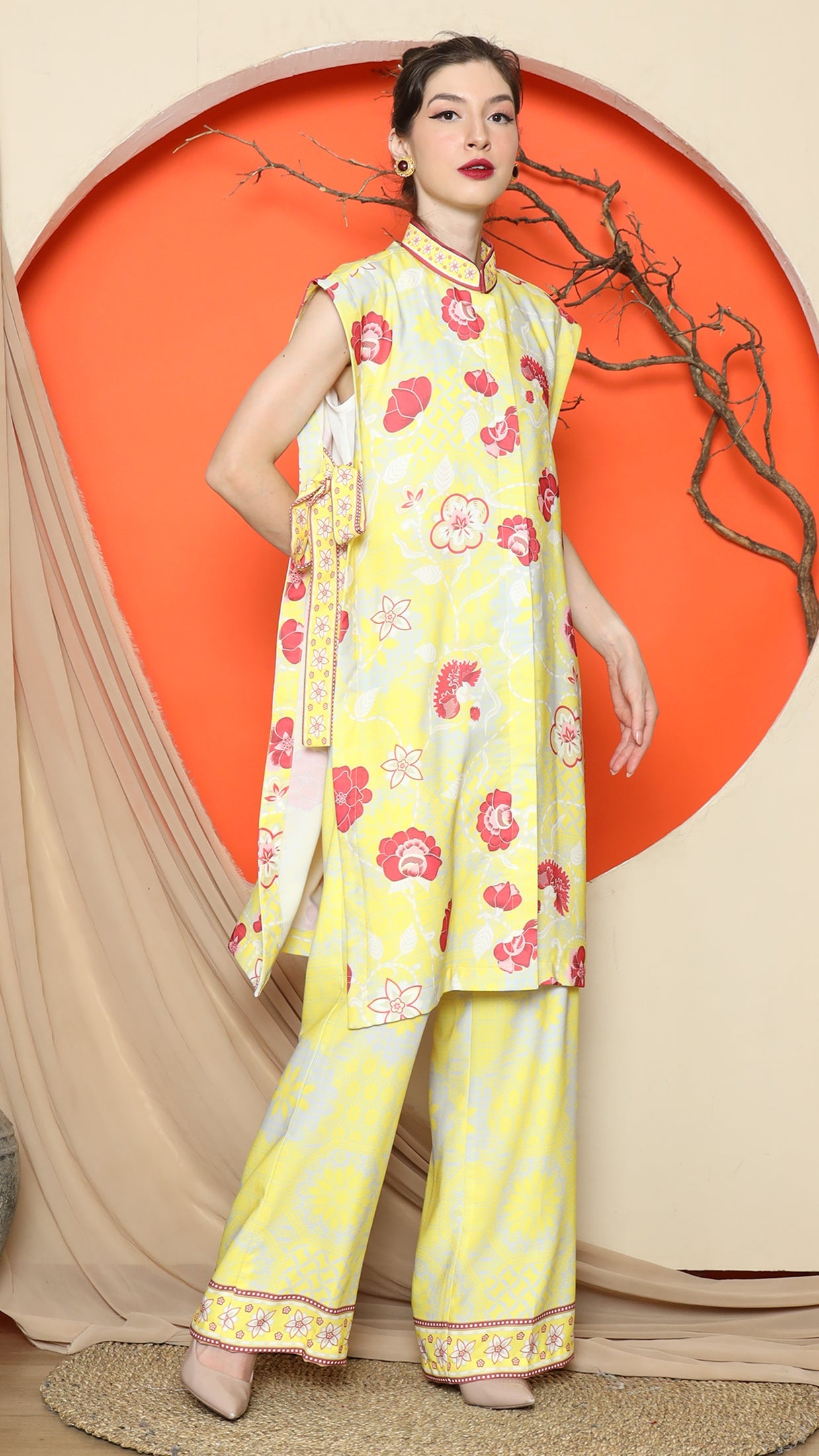KANZI COLLECTION | Yellow Vest Kimono Jacquard Floral Pant Set