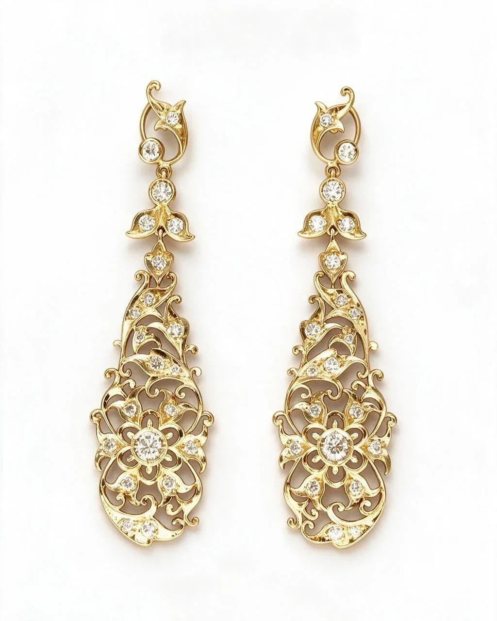 FOUNDATION JEWELLERS | 18K Yellow Gold Natural Diamond Earring - PE101416