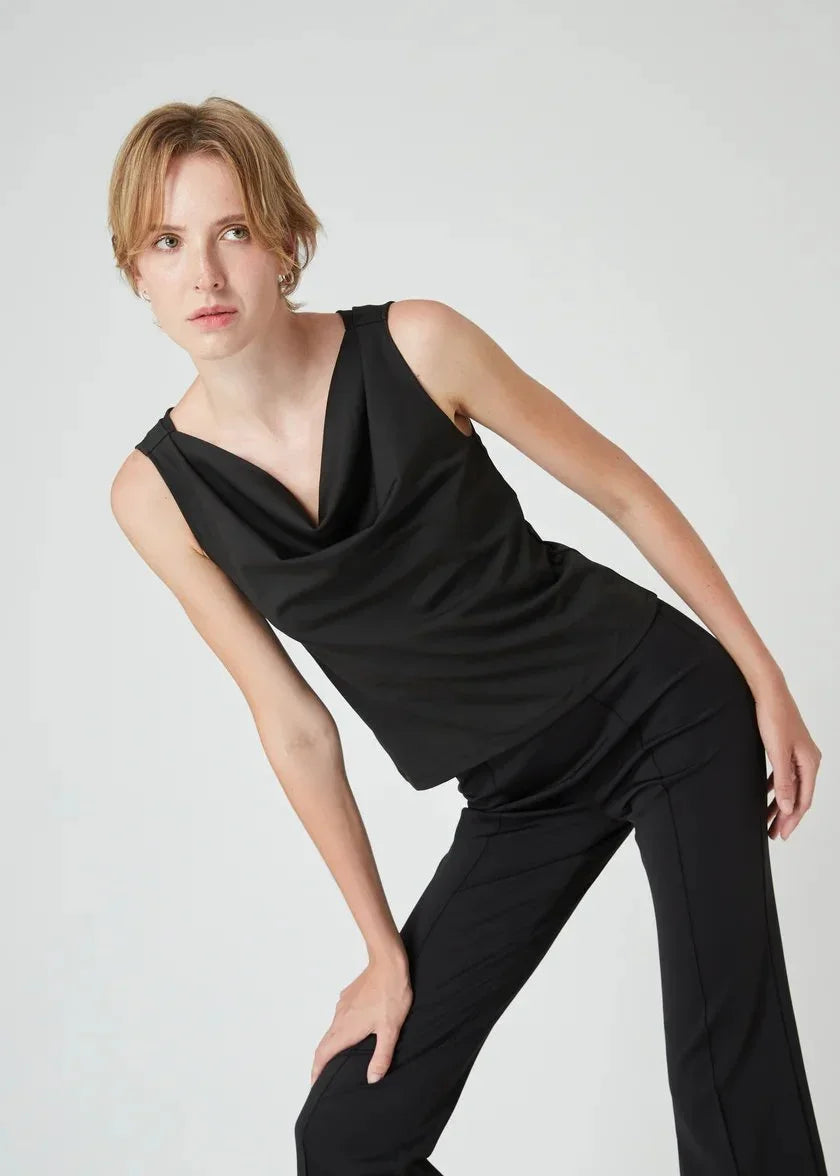 AS INTENDED | Anka Top | Black