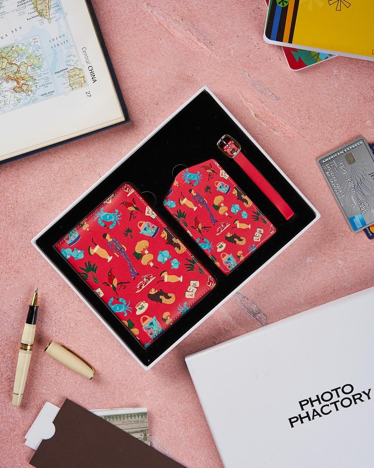 PHOTO PHACTORY | Passport Covers and Travel Tag Set - Singapore Girl
