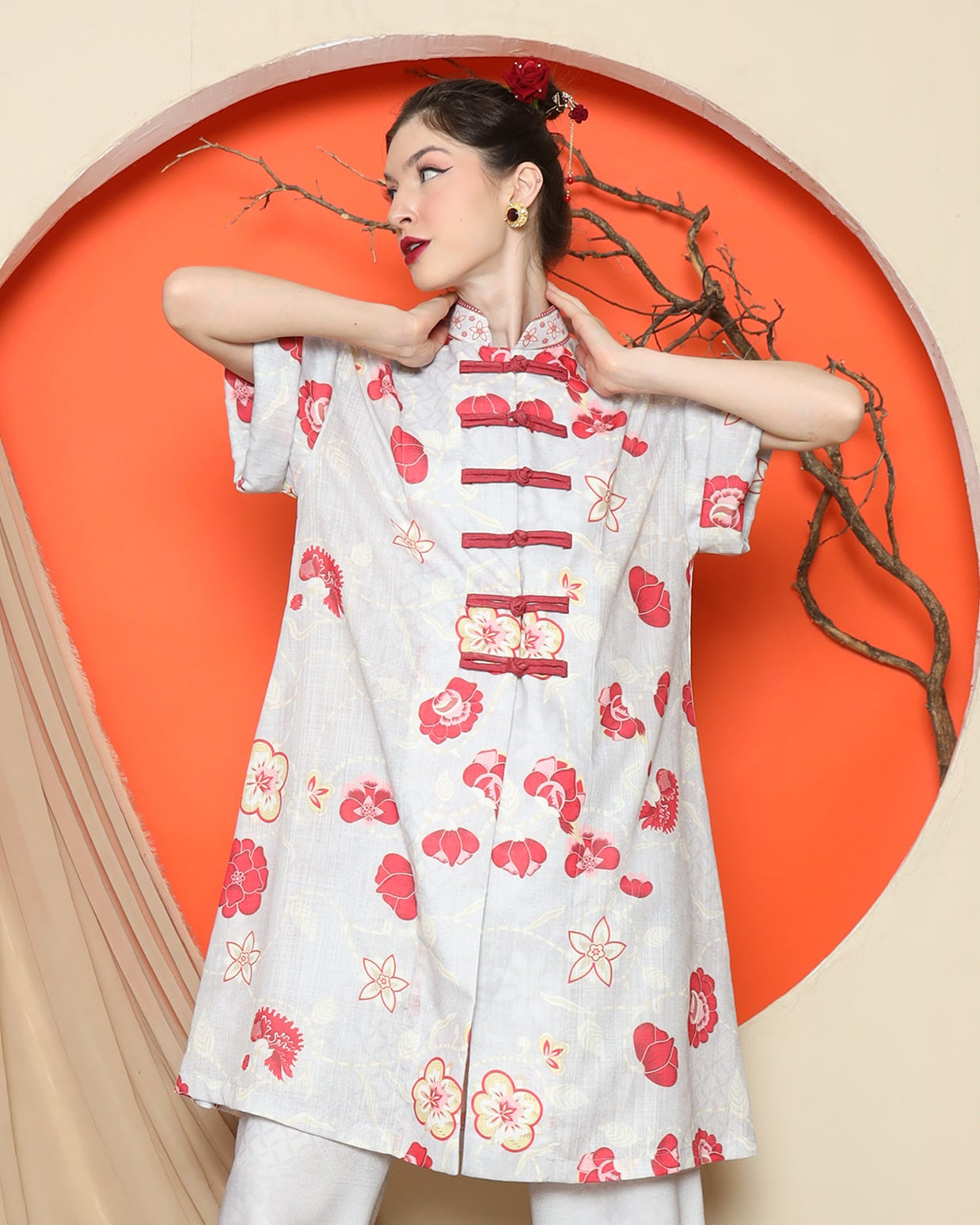 KANZI COLLECTION | Grey Floral Cheongsam Pant Set