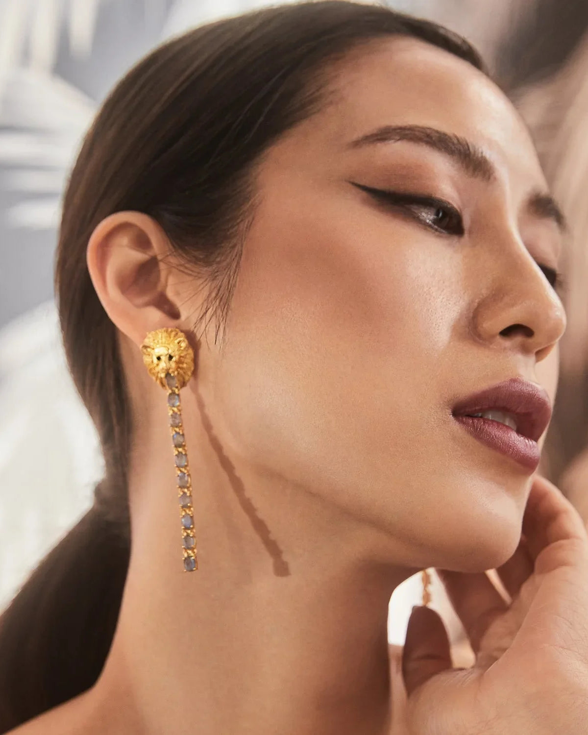 BOHEME BY VERO | Merlion Earrings With Stones