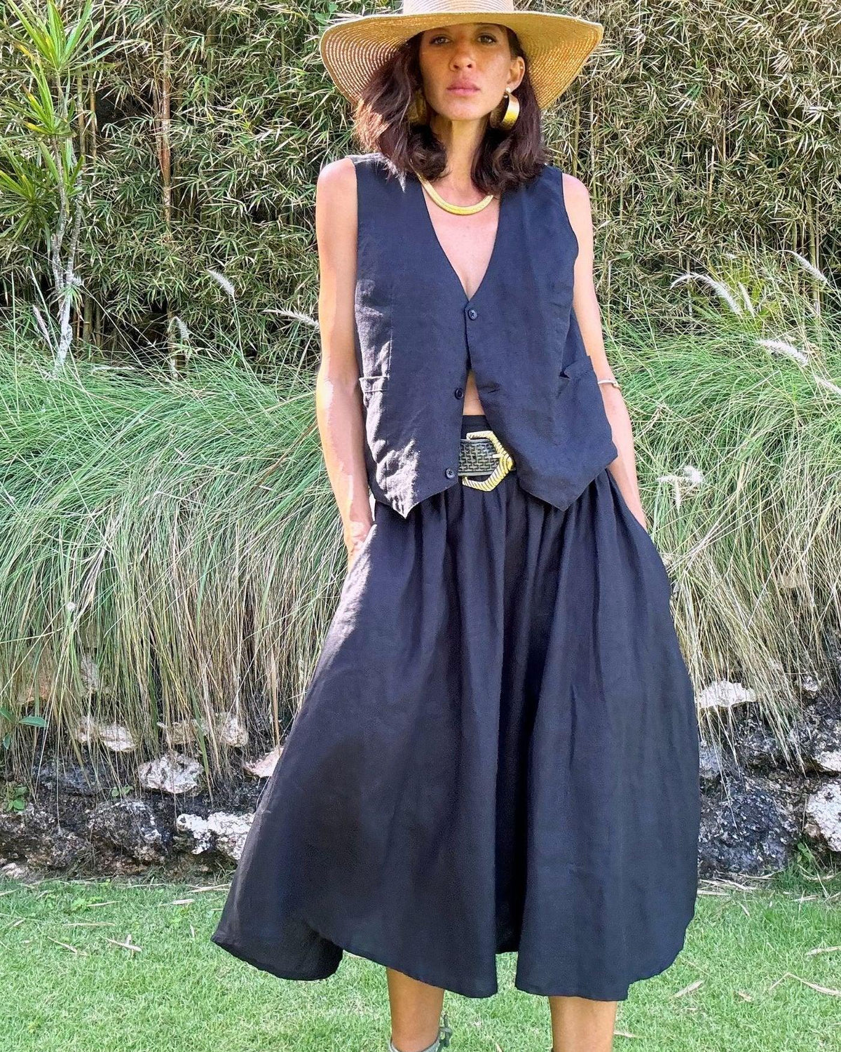 EDITION LIMITEE SINGAPORE | Short Skirt | Black