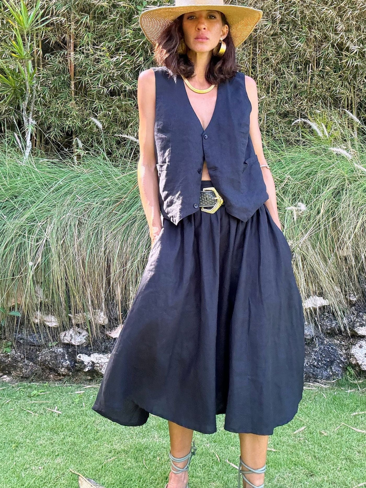 EDITION LIMITEE SINGAPORE | Short Skirt | Black