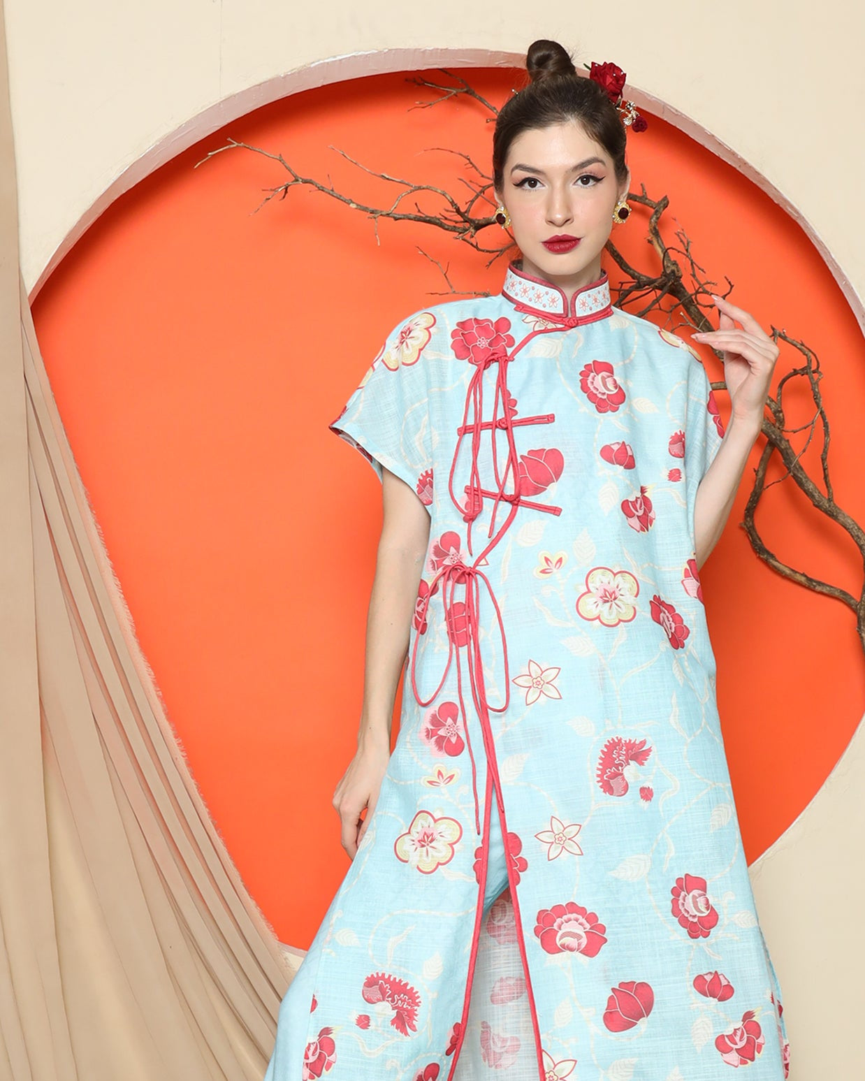 KANZI COLLECTION | Blue Oriental Floral Cheongsam Pant Set