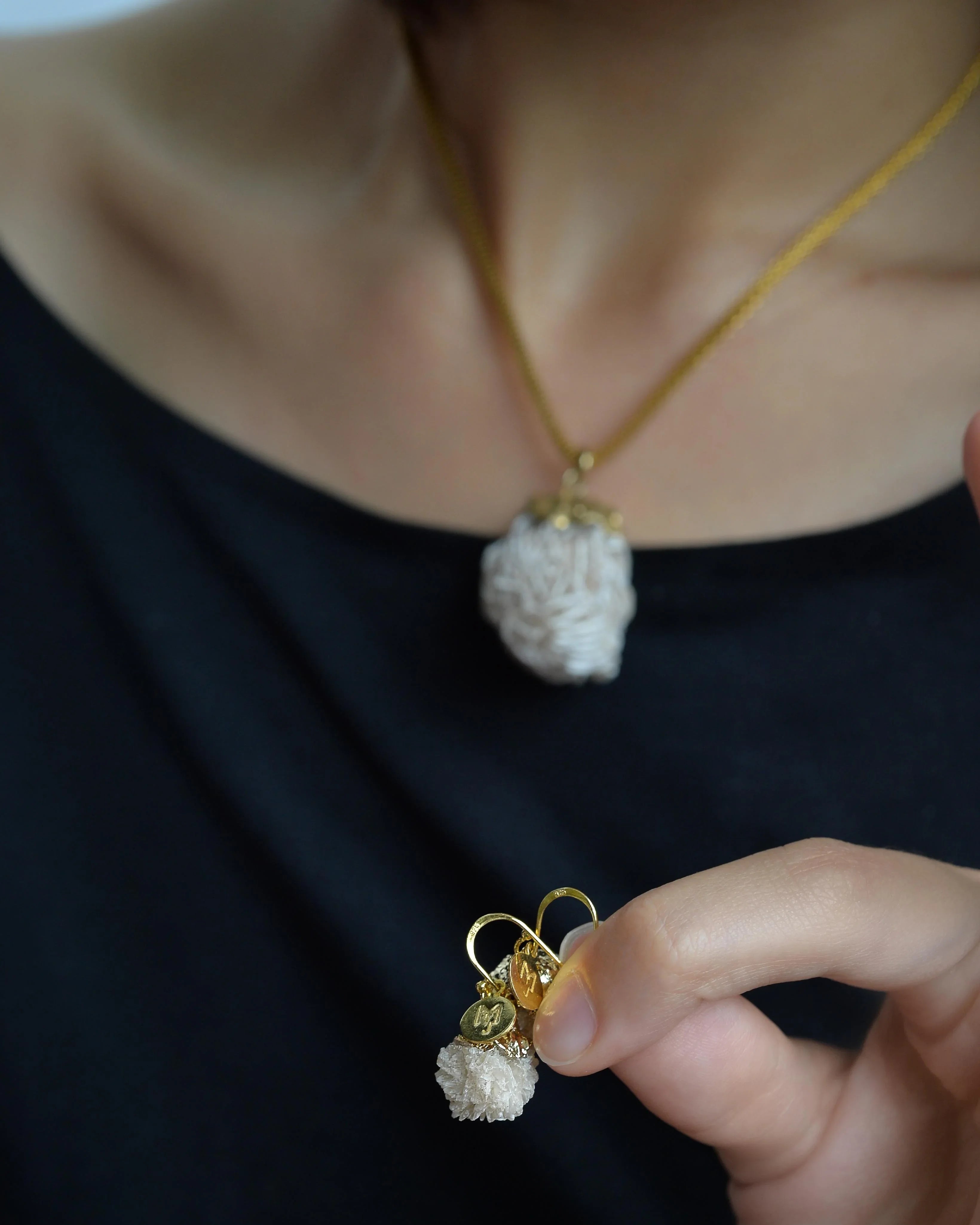 MARILYN TAN JEWELLERY | Beige Mini Desert Rose Gold Hook Earrings