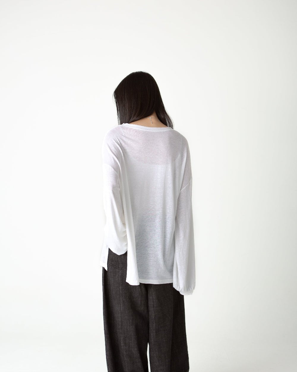 SAERO COLLECTIVE | Myeon Long Sleeve Top | White
