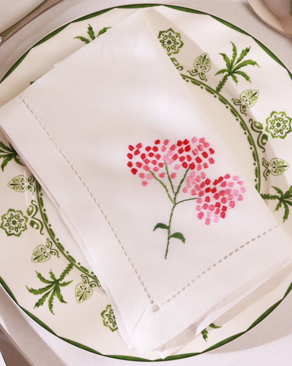 TABLE MANNERS AND CO | Knot Your Average Linen Gift Set