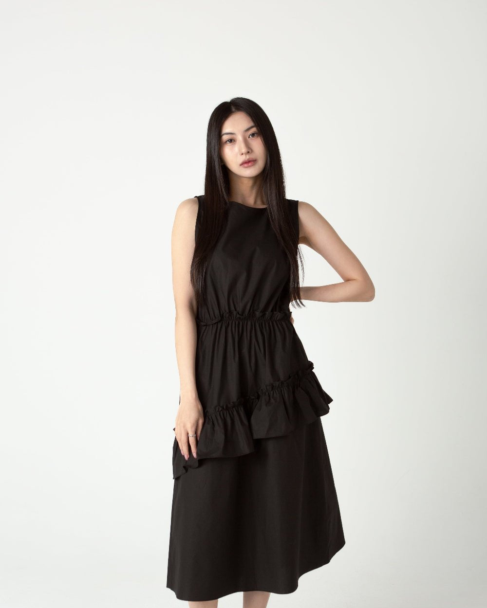 SAERO COLLECTIVE | Gureum Dress | Black