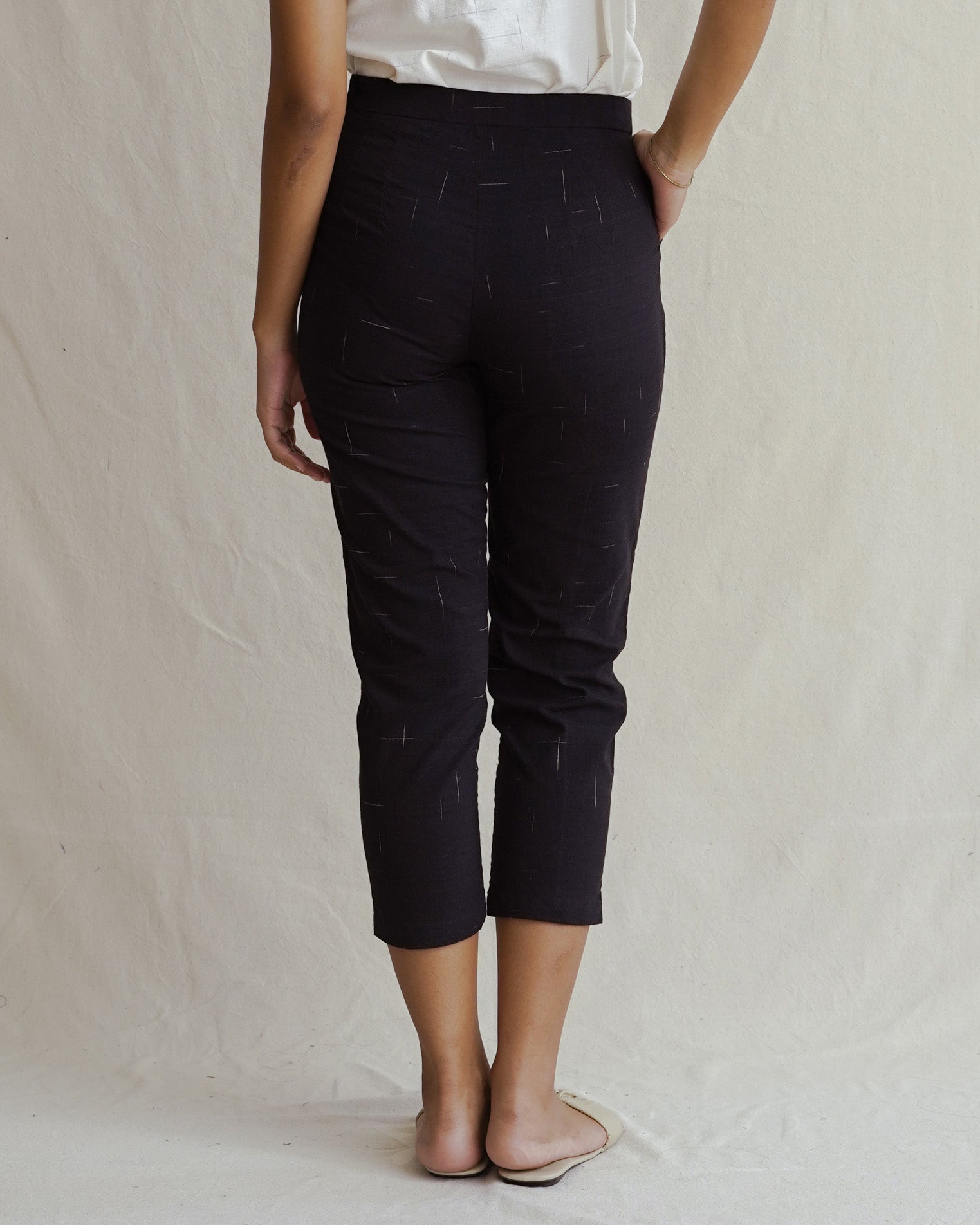 SUKKHA CITTA | MALAM - Fitted Pants