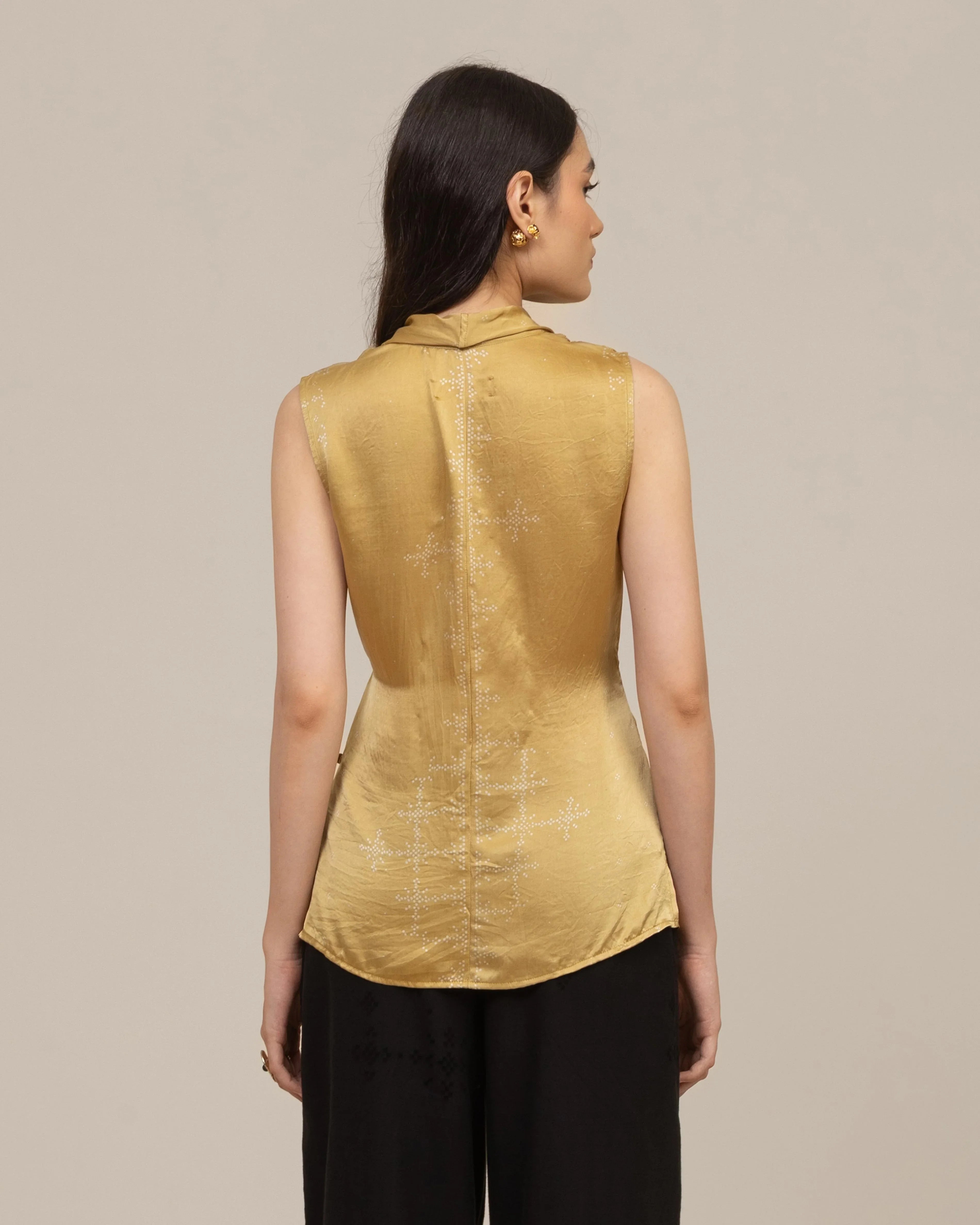 SUKKHA CITTA | ANGKASA - Classic Wrap Top