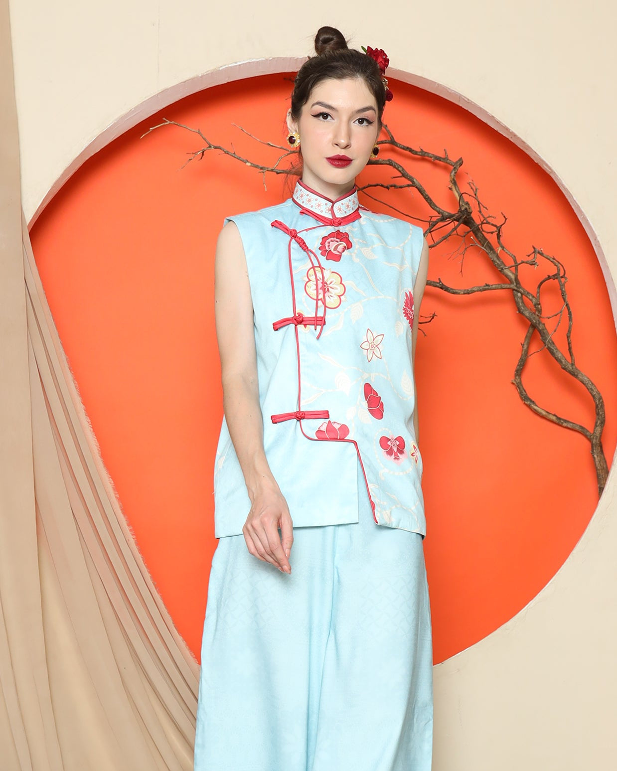 KANZI COLLECTION | Blue Cheongsam Floral Vest With Pant Set