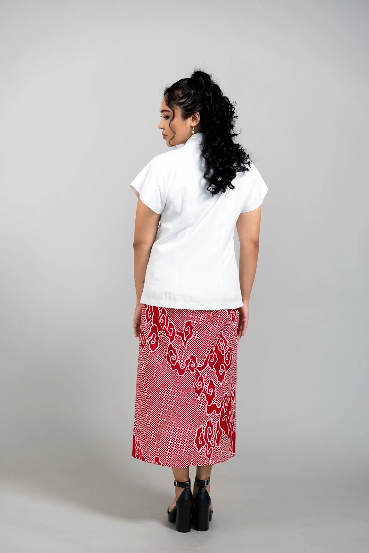 STUDIO GYPSIED | Batik Column Skirt In Tumbuh Saga Seed Red