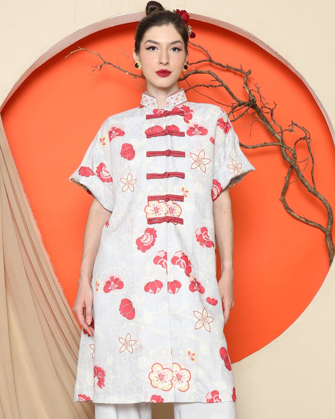 KANZI COLLECTION | Grey Floral Cheongsam Pant Set