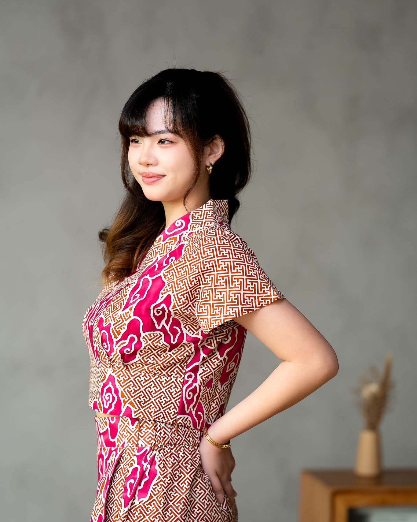 STUDIO GYPSIED | Batik Banded Crop Top In Tumbuh Pink